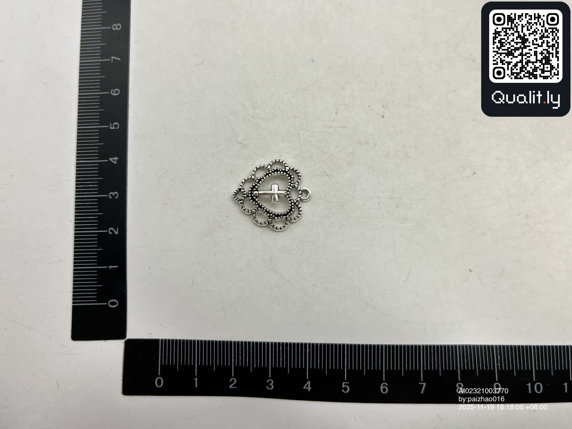 首饰 QC 照片 3 / 3
