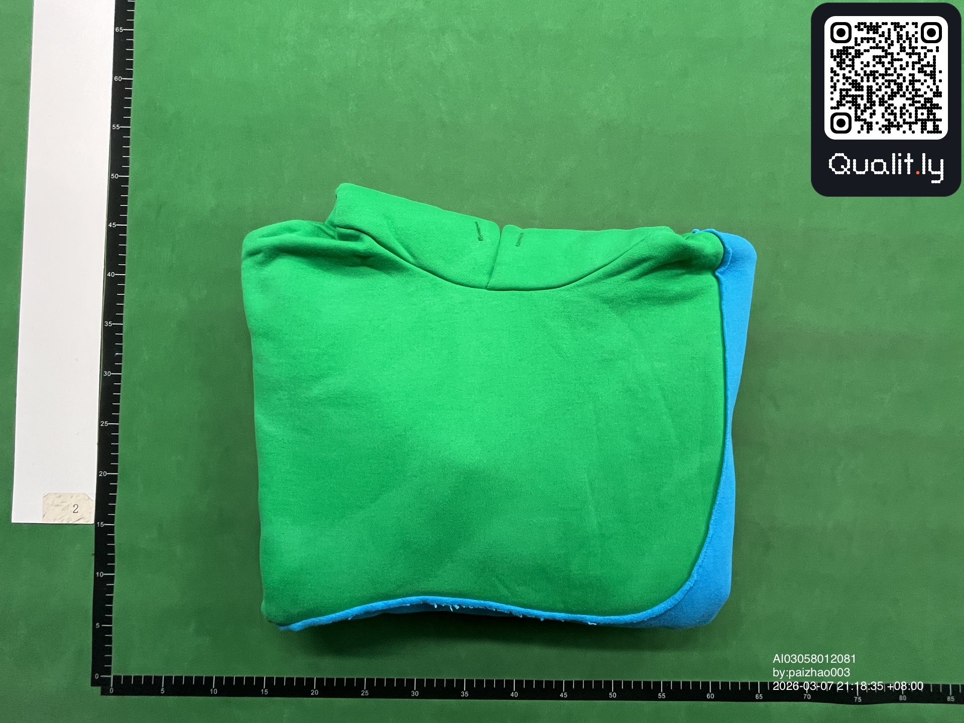 Hoodie QC photo 1 of 30