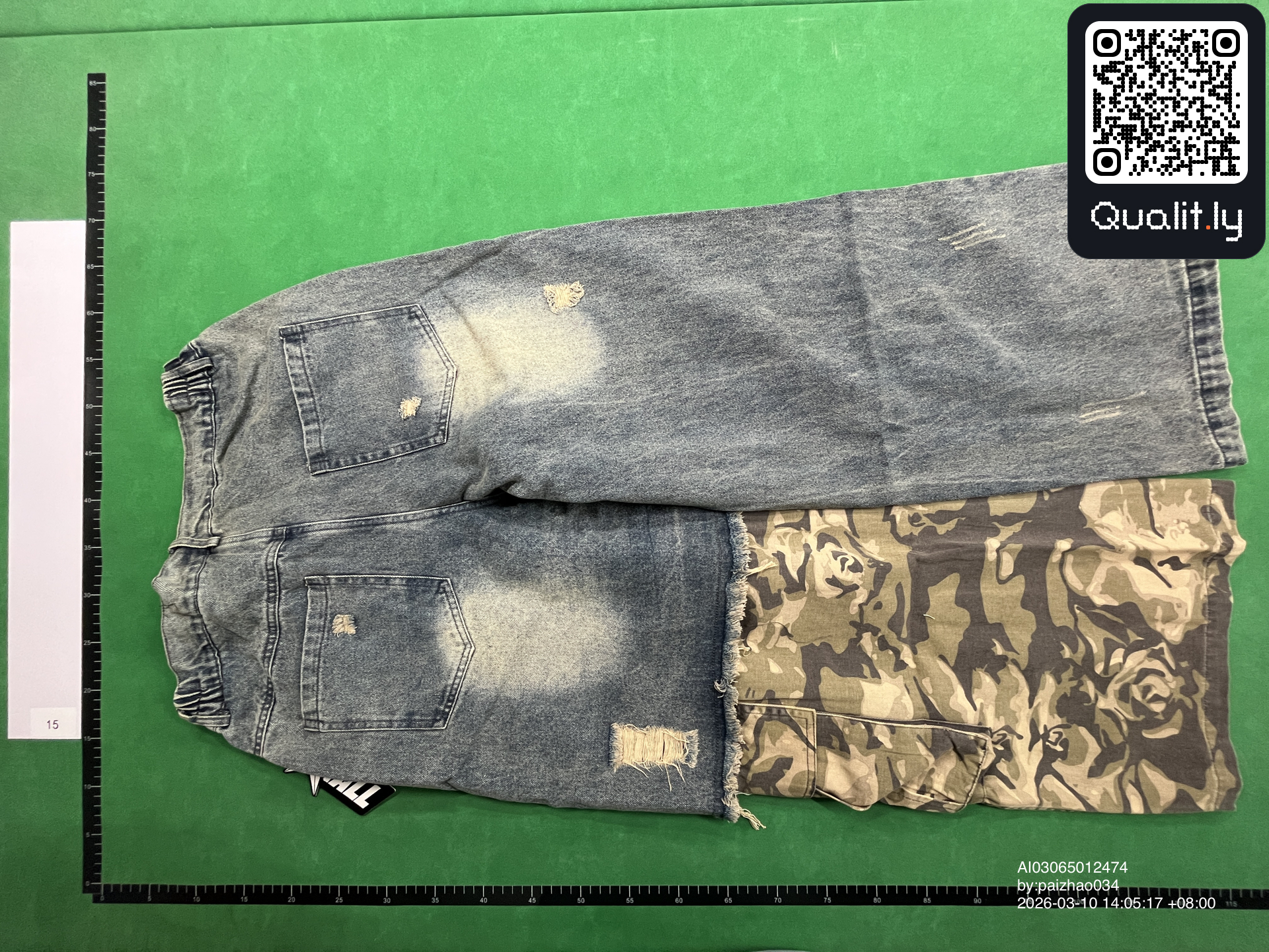 Jeans — QC-foto 2 av 4