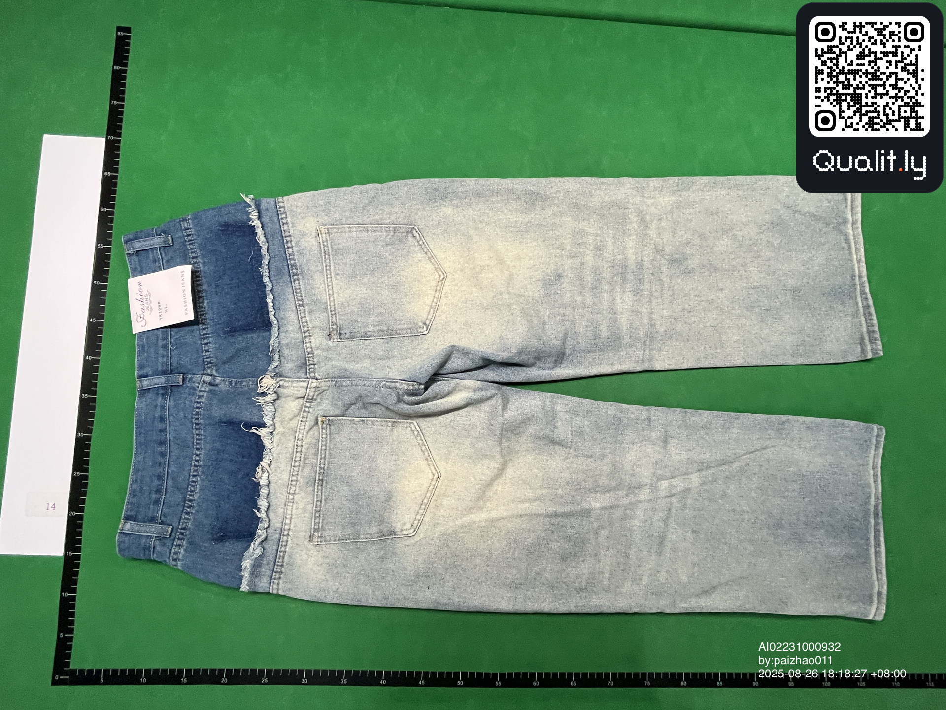 Blugi — fotografie QC 2 din 24