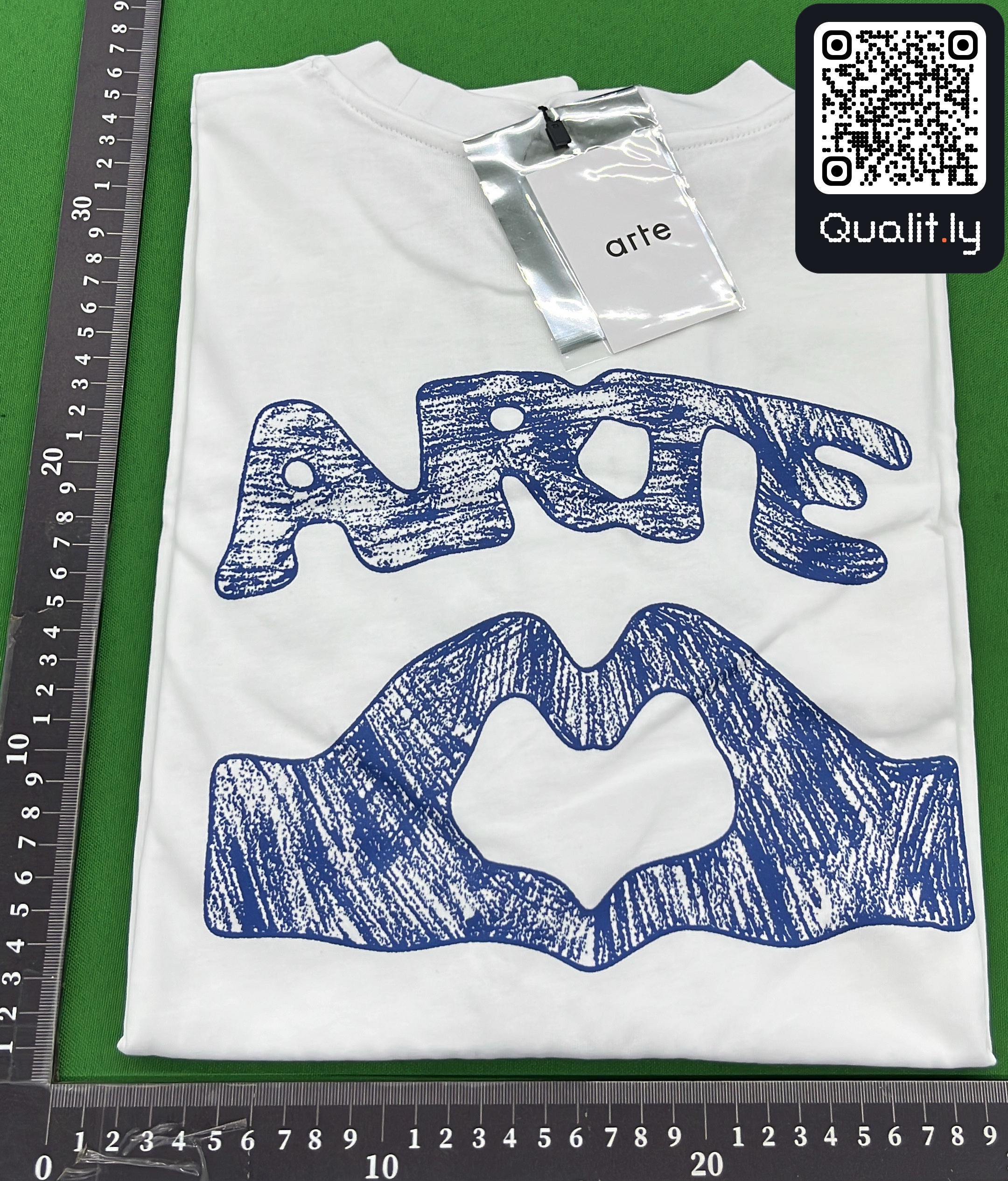 T-shirt — photo QC 1 sur 31