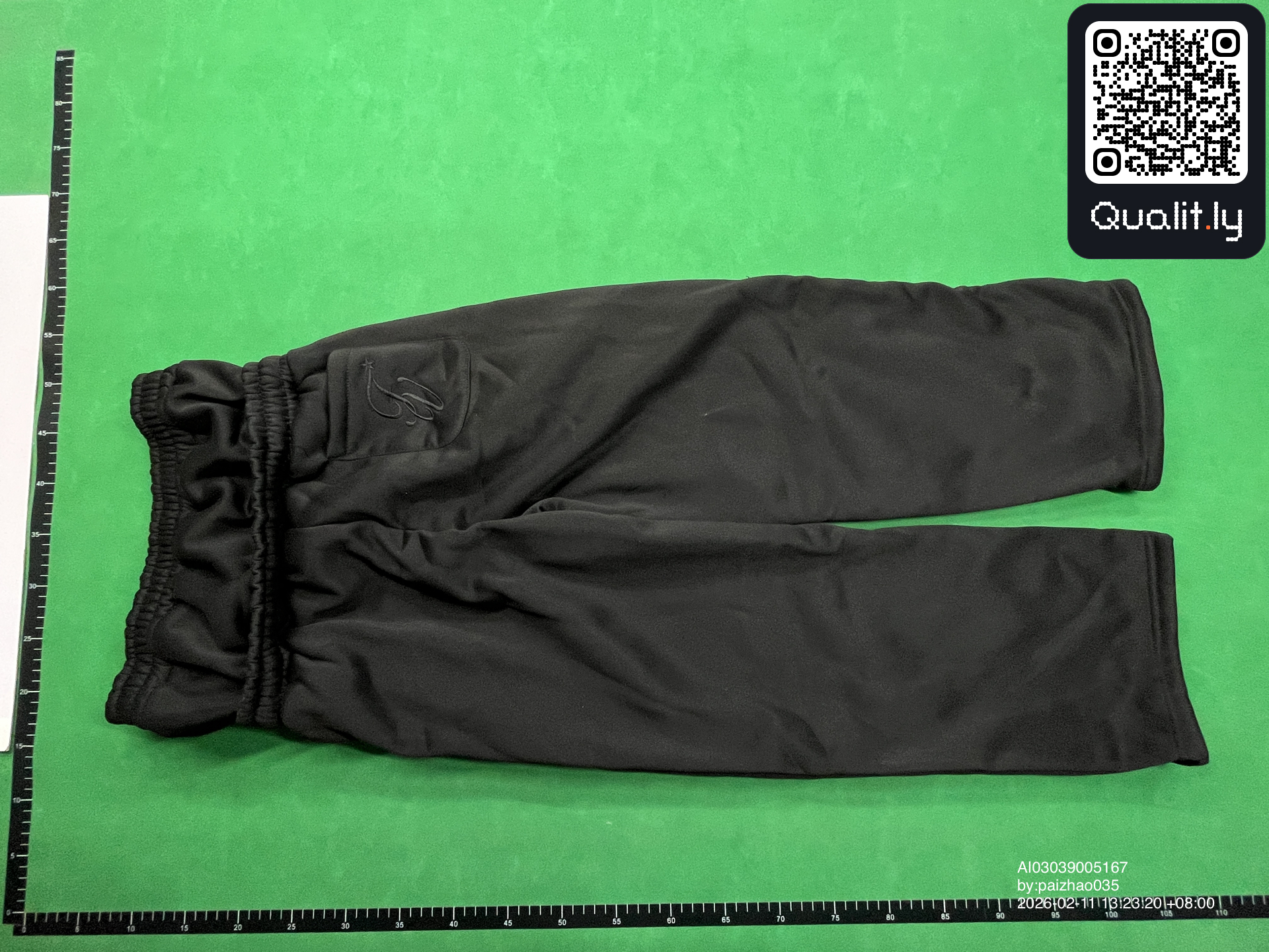 Pantaloni — foto QC 2 di 74
