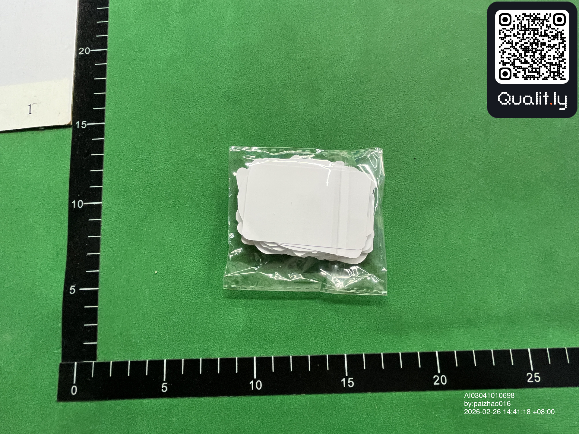 Foto QC 2 di 9