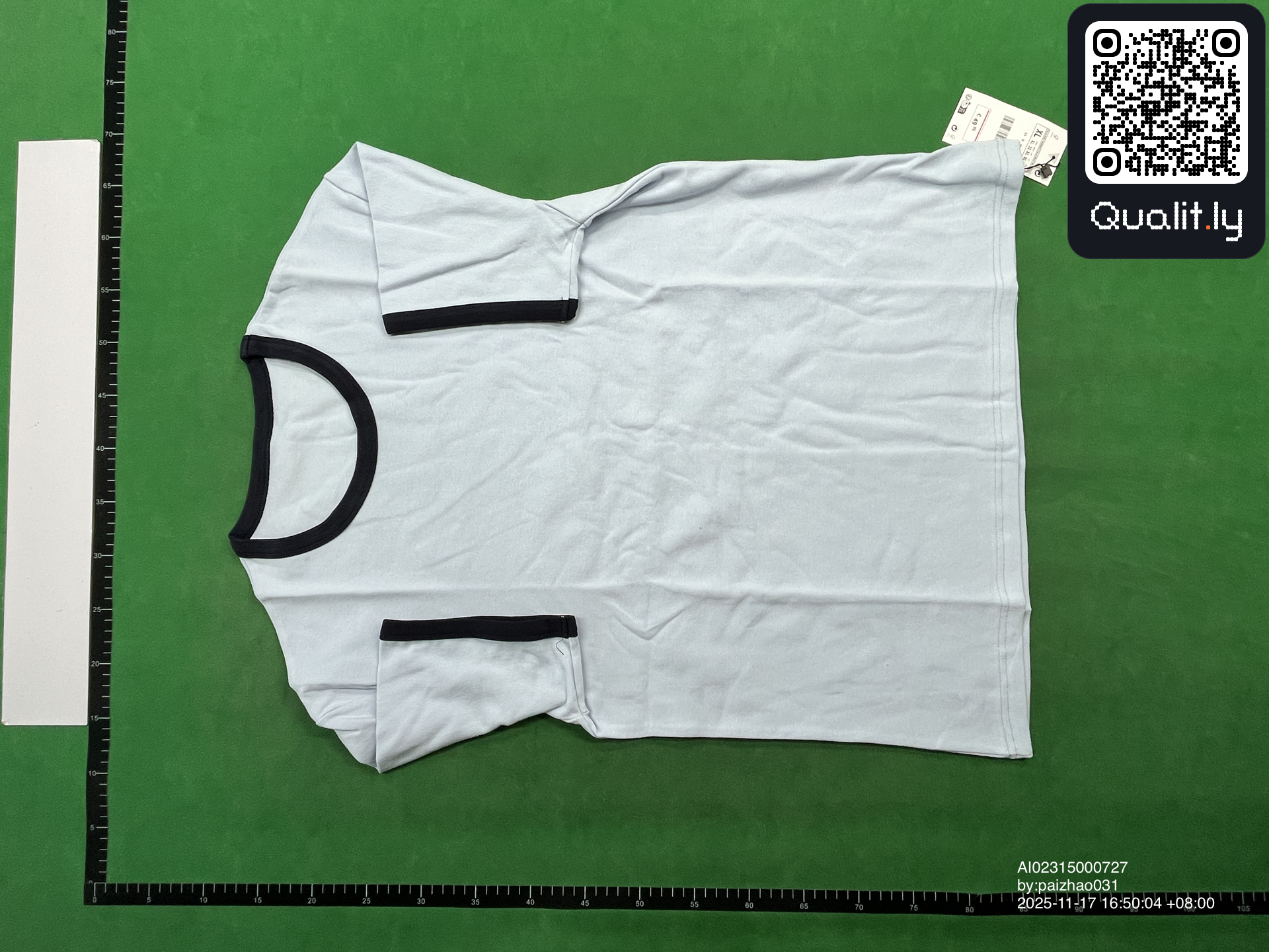 T-shirt — QC-foto 3 van 4