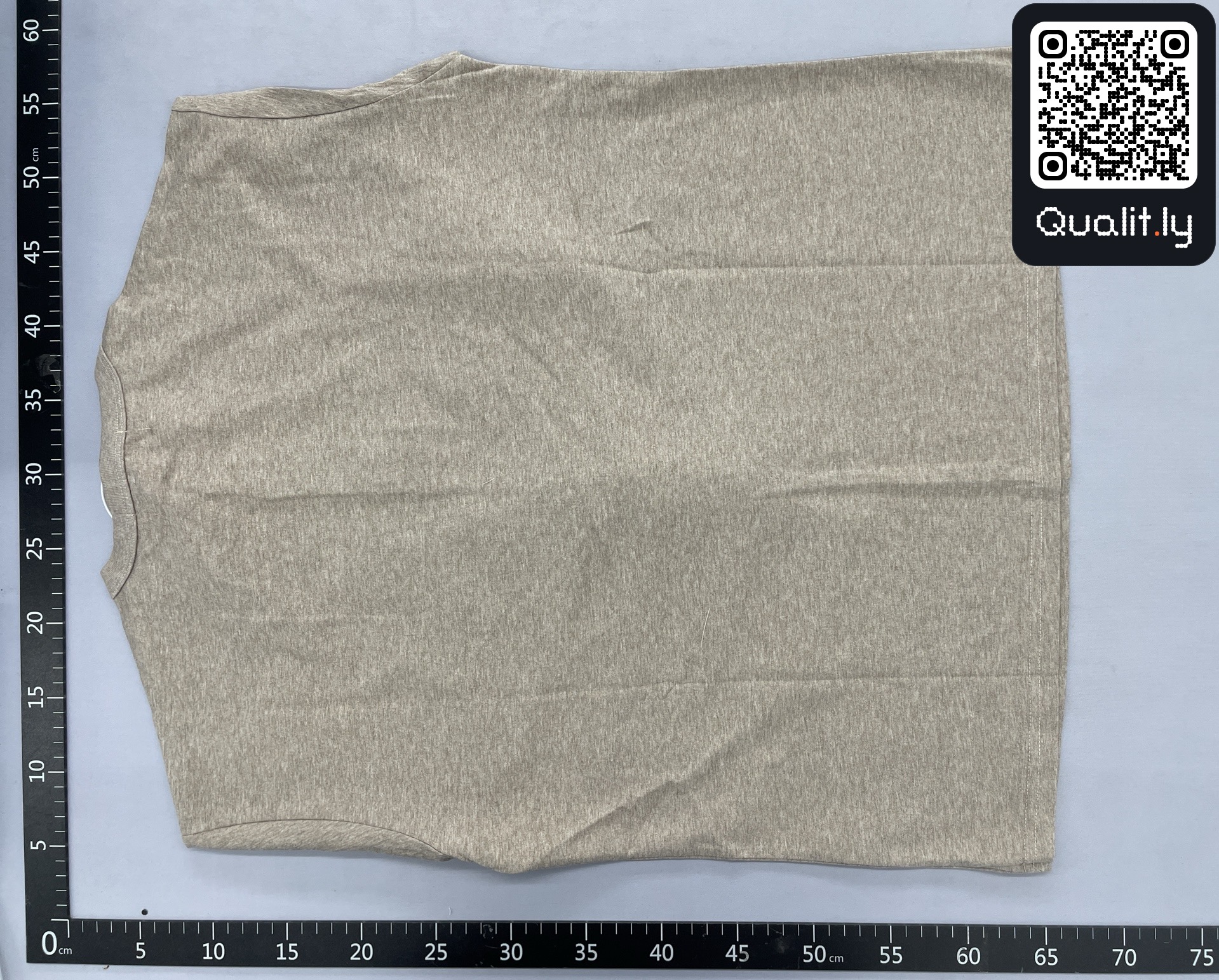 Camiseta — foto QC 1 de 59