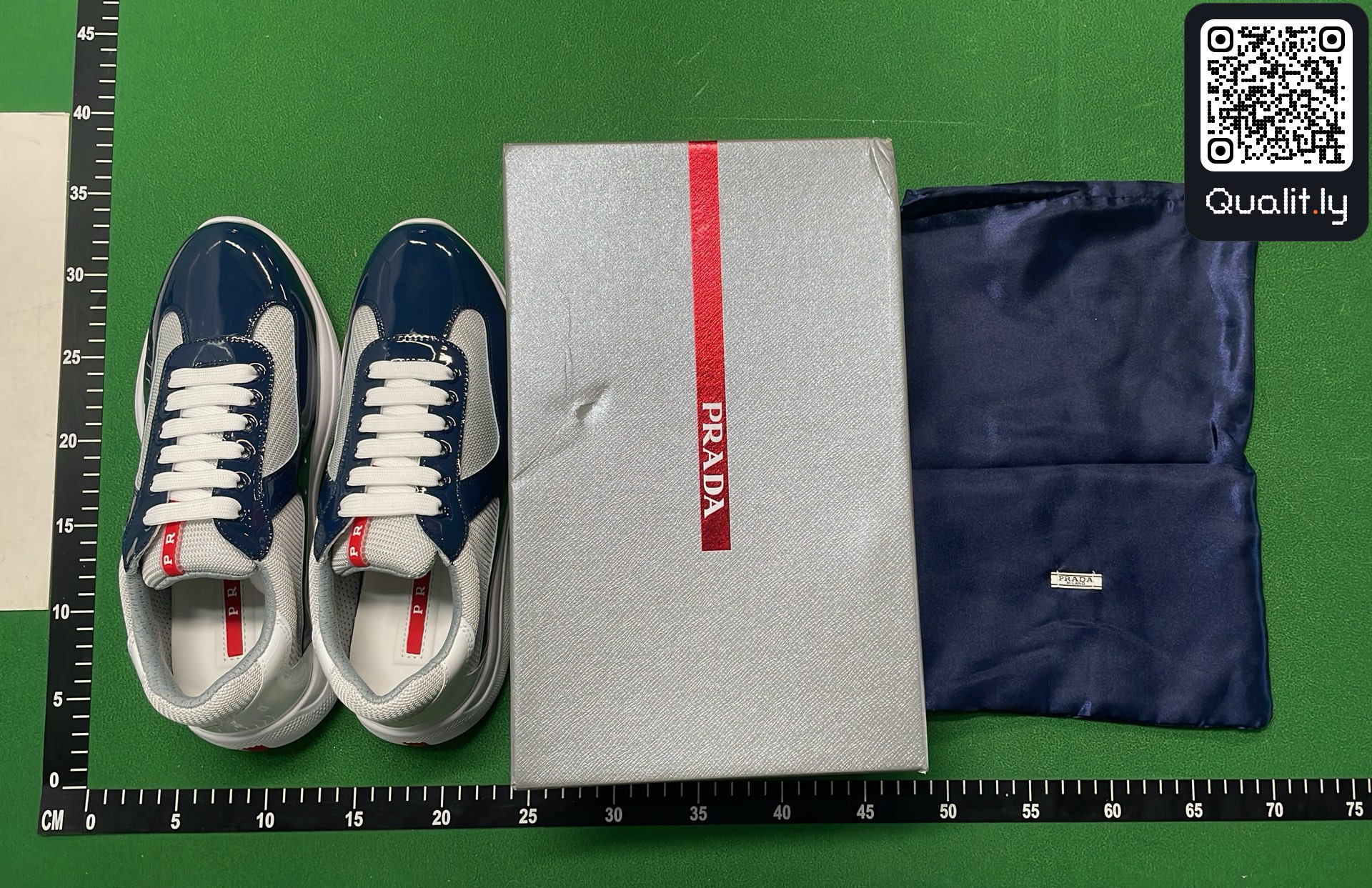 Sneakers — QC-foto 1 van 374