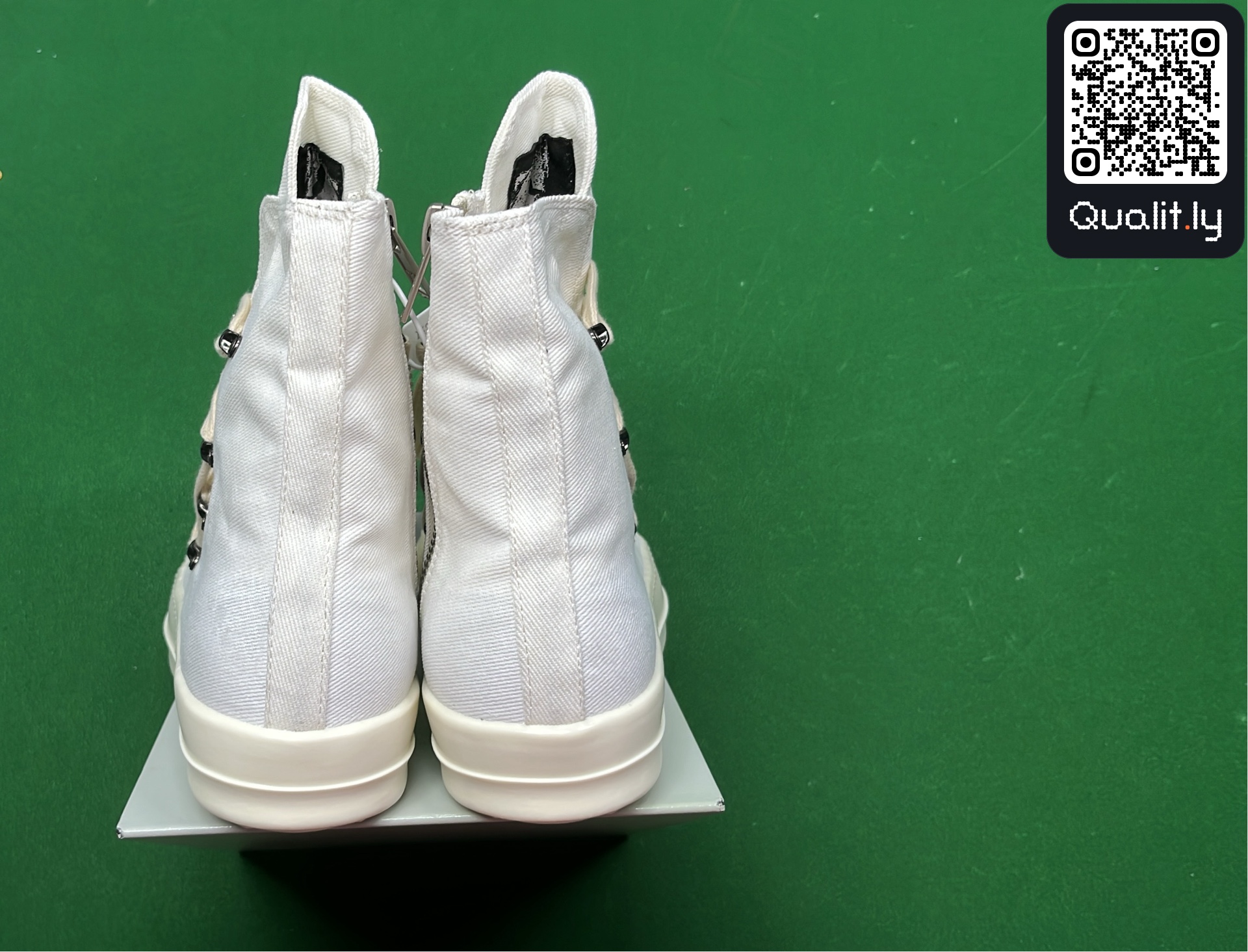 Bottes — photo QC 3 sur 16