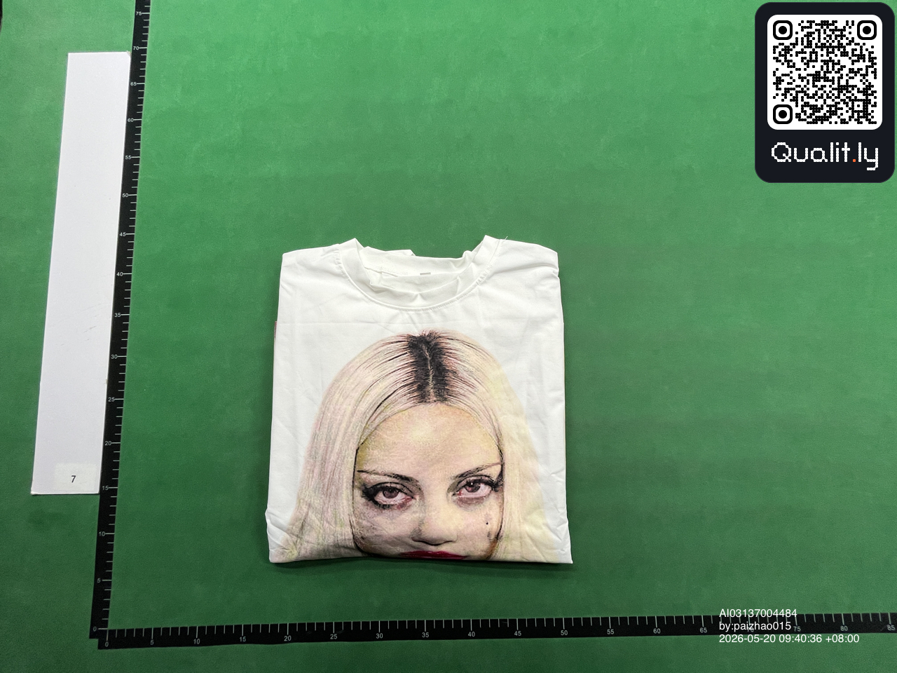 Bluza — zdjęcie QC 1 z 4