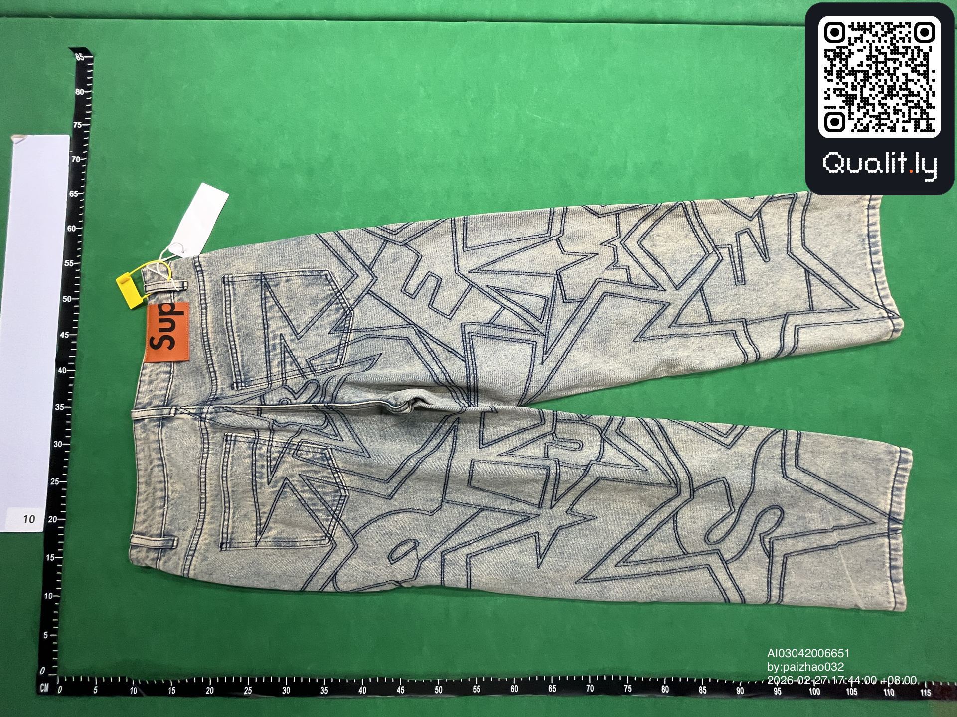 Jeans — QC-foto 2 van 4
