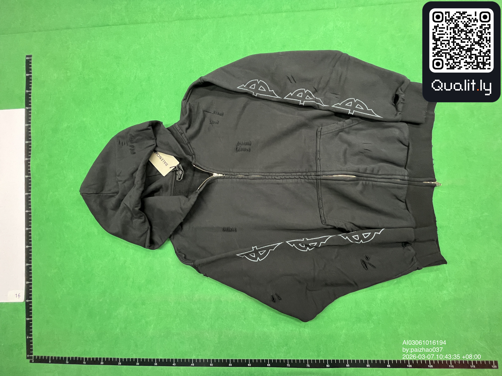 Sweater QC photo 3 of 10