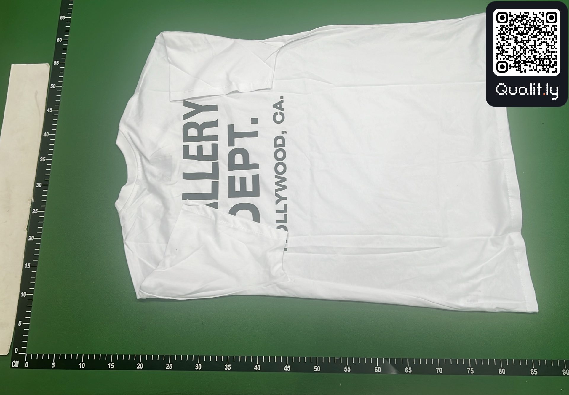 Camiseta — foto QC 3 de 8