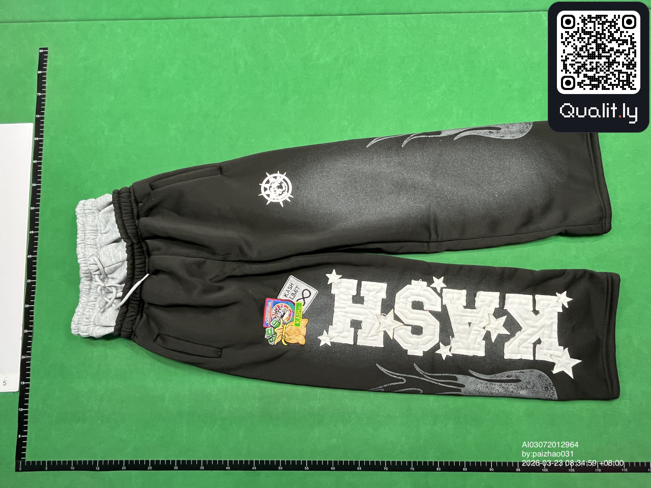 Pants QC photo 3 of 38