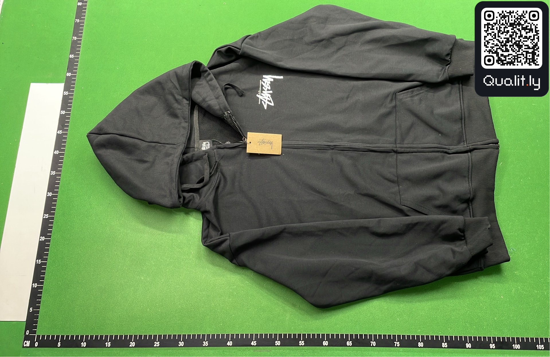 Sweater QC photo 2 of 4