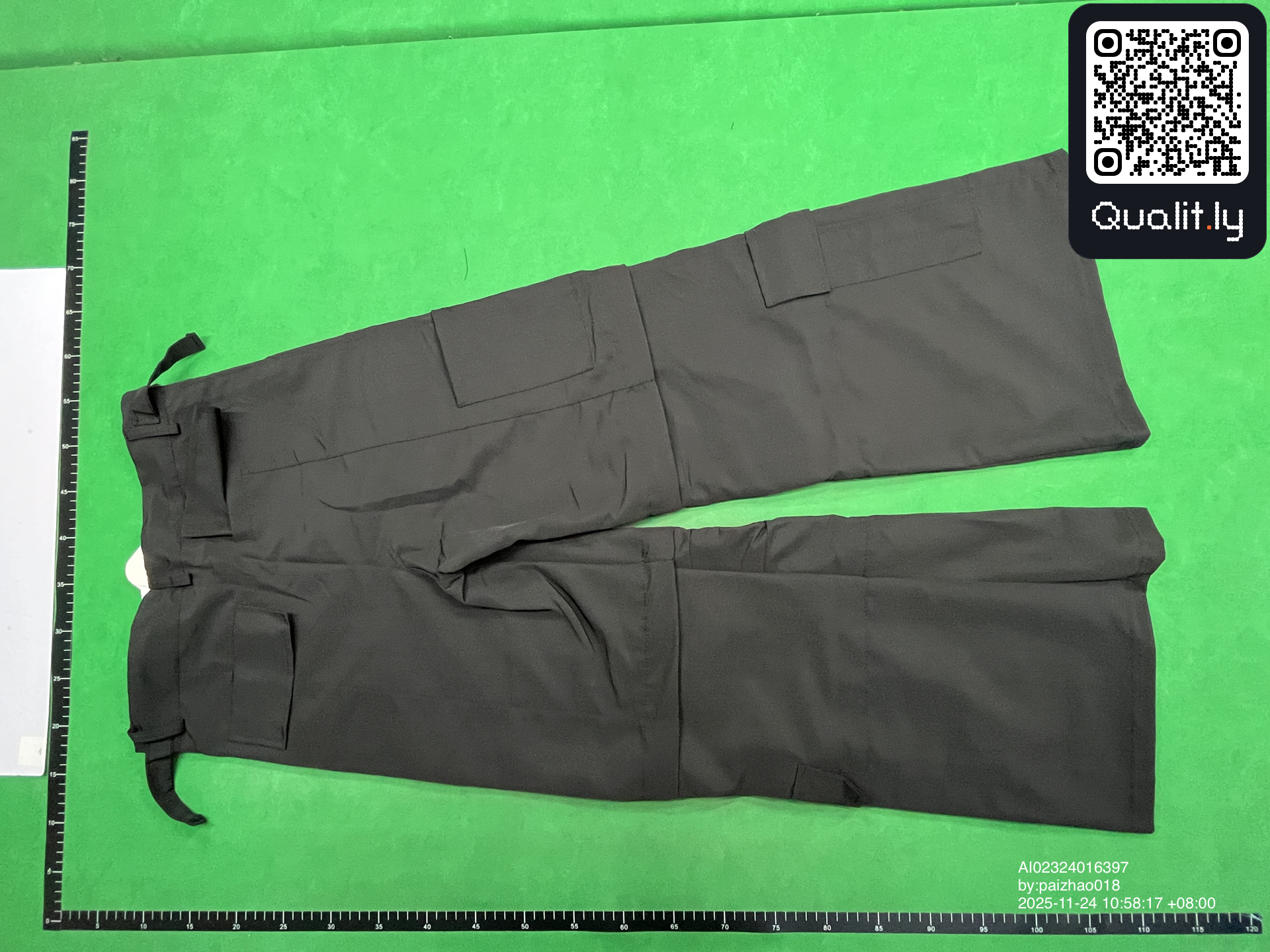 Hose — QC-Foto 2 von 4