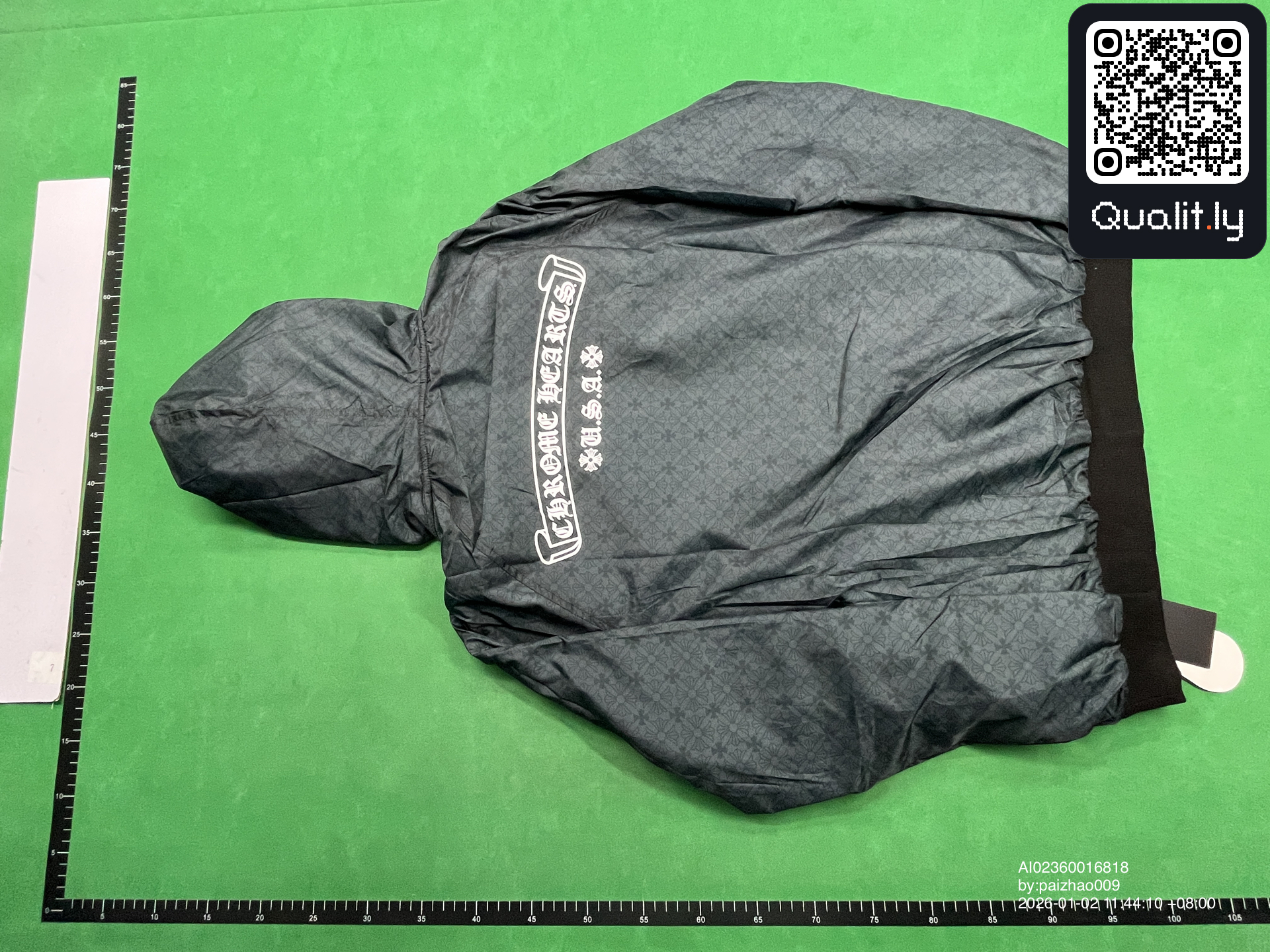 Hoodie — QC-foto 2 av 4