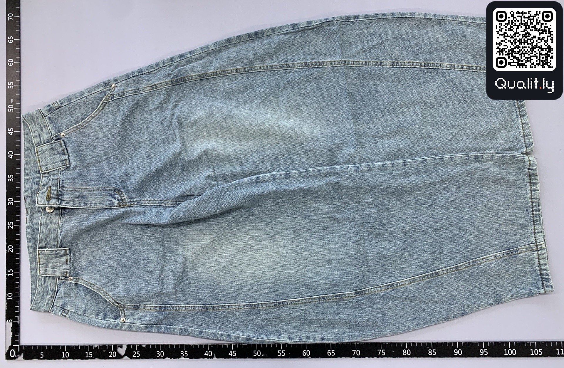 Jeans — QC-foto 2 av 23