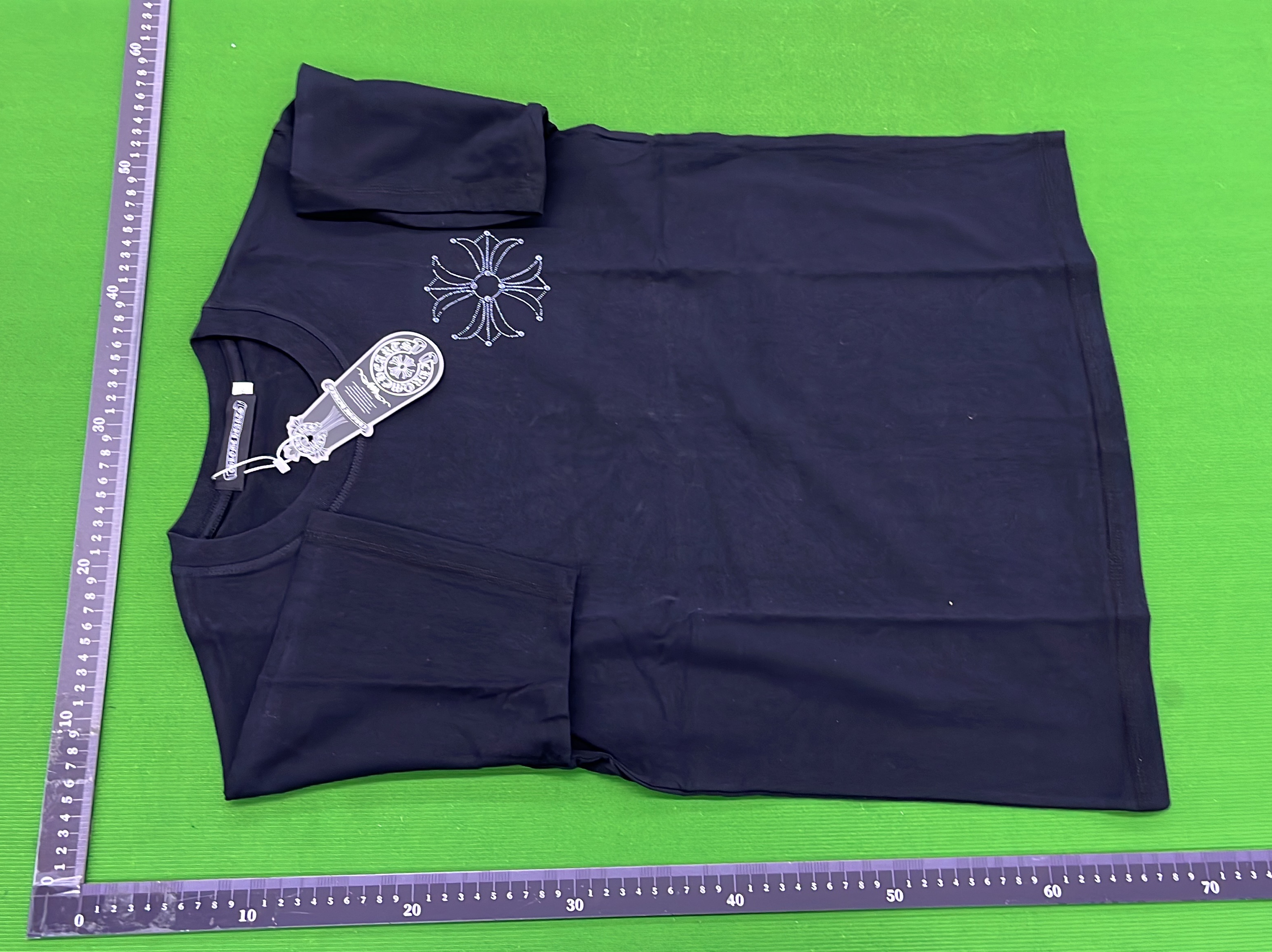 T-shirt QC photo 3 of 34