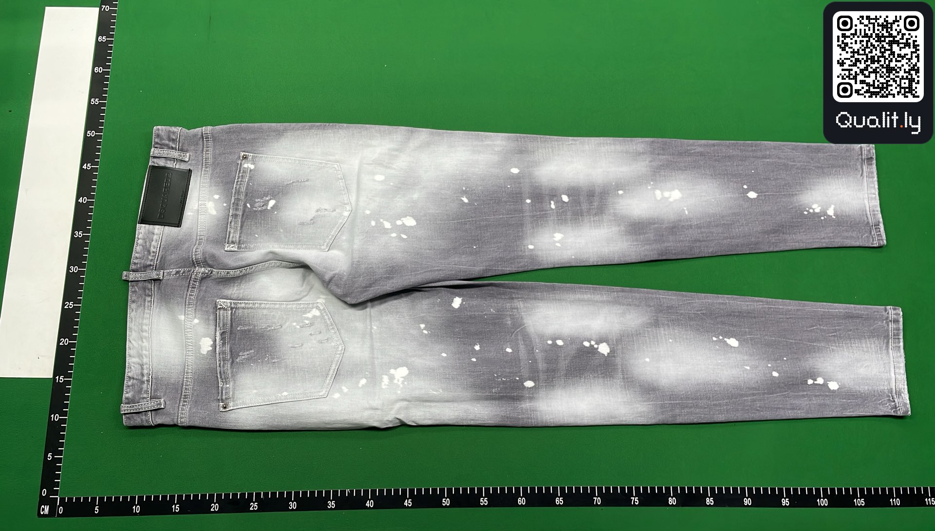 Jeans QC photo 3 of 32