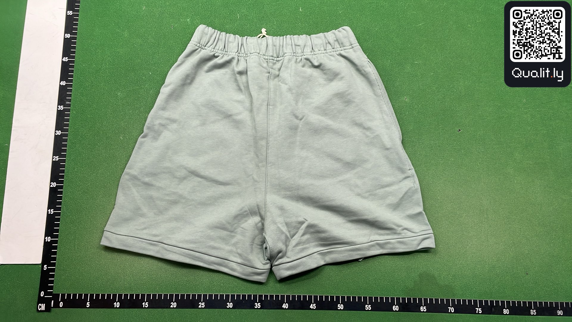Shorts QC photo 3 of 12