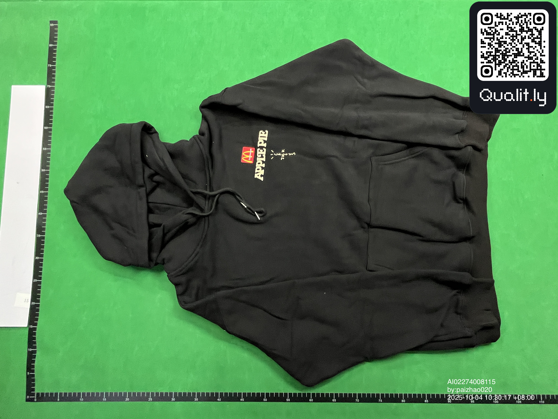 Hoodie QC photo 3 of 62