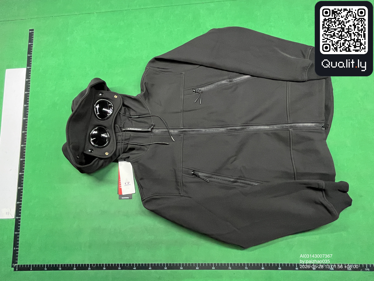 Jacket QC photo 1 of 78