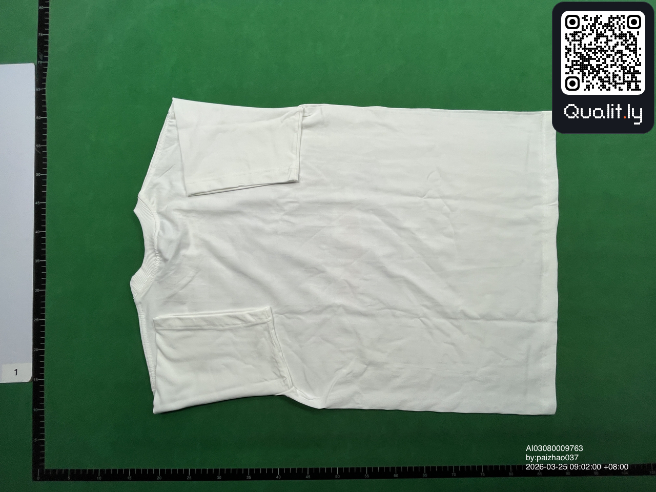 T-shirt — photo QC 2 sur 22