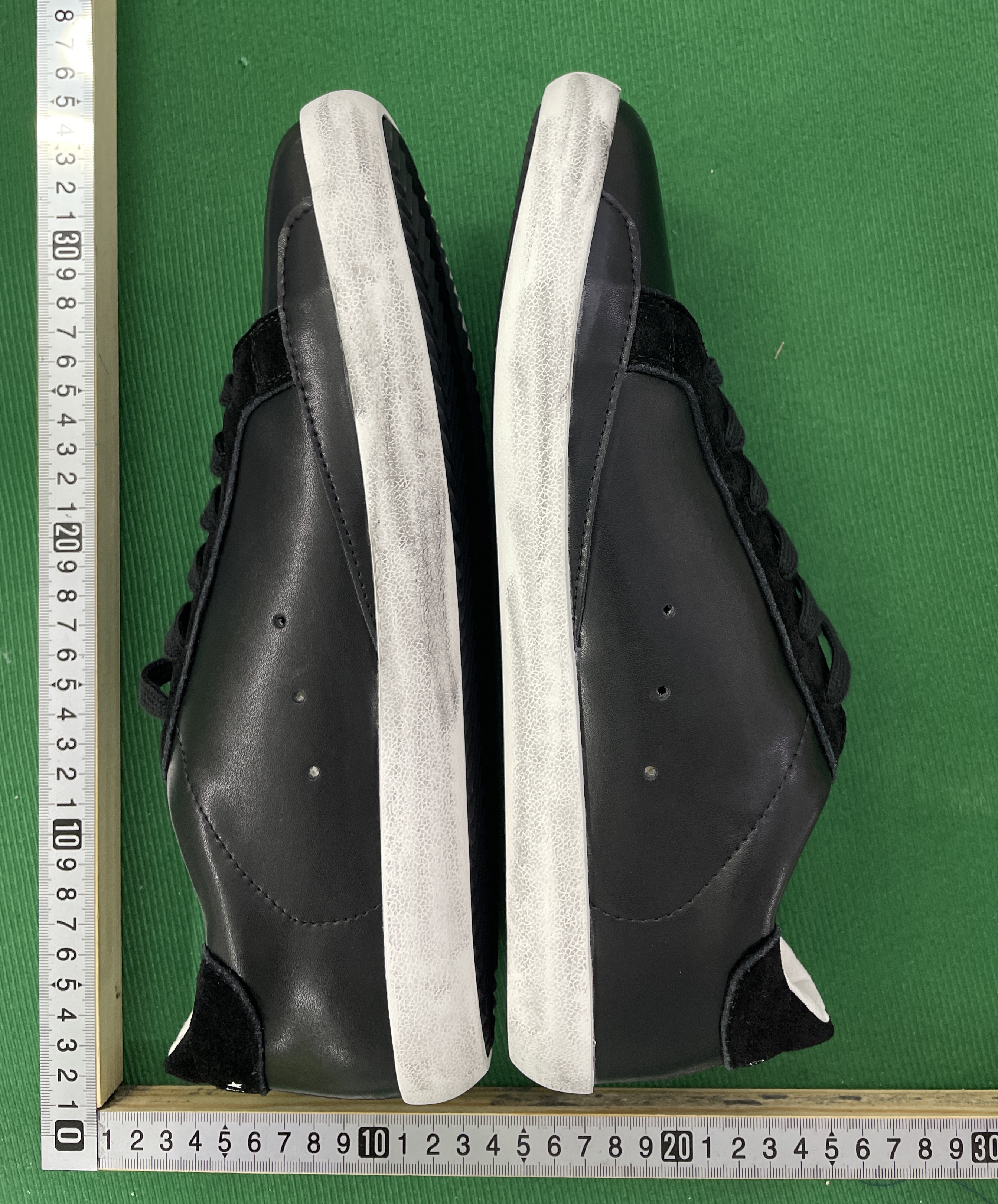 Sneakers — QC-foto 1 av 75