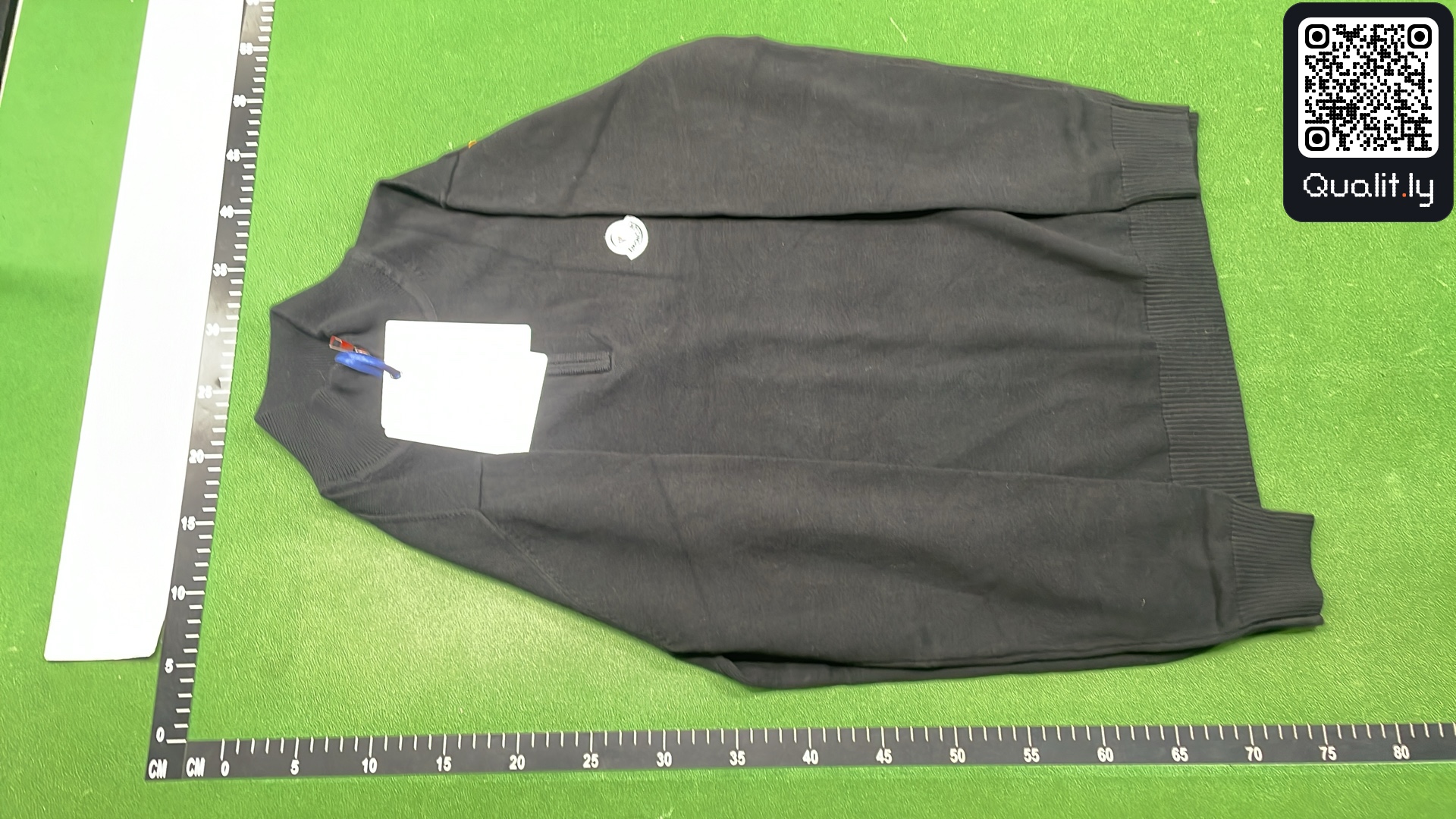 Sweater QC photo 2 of 4