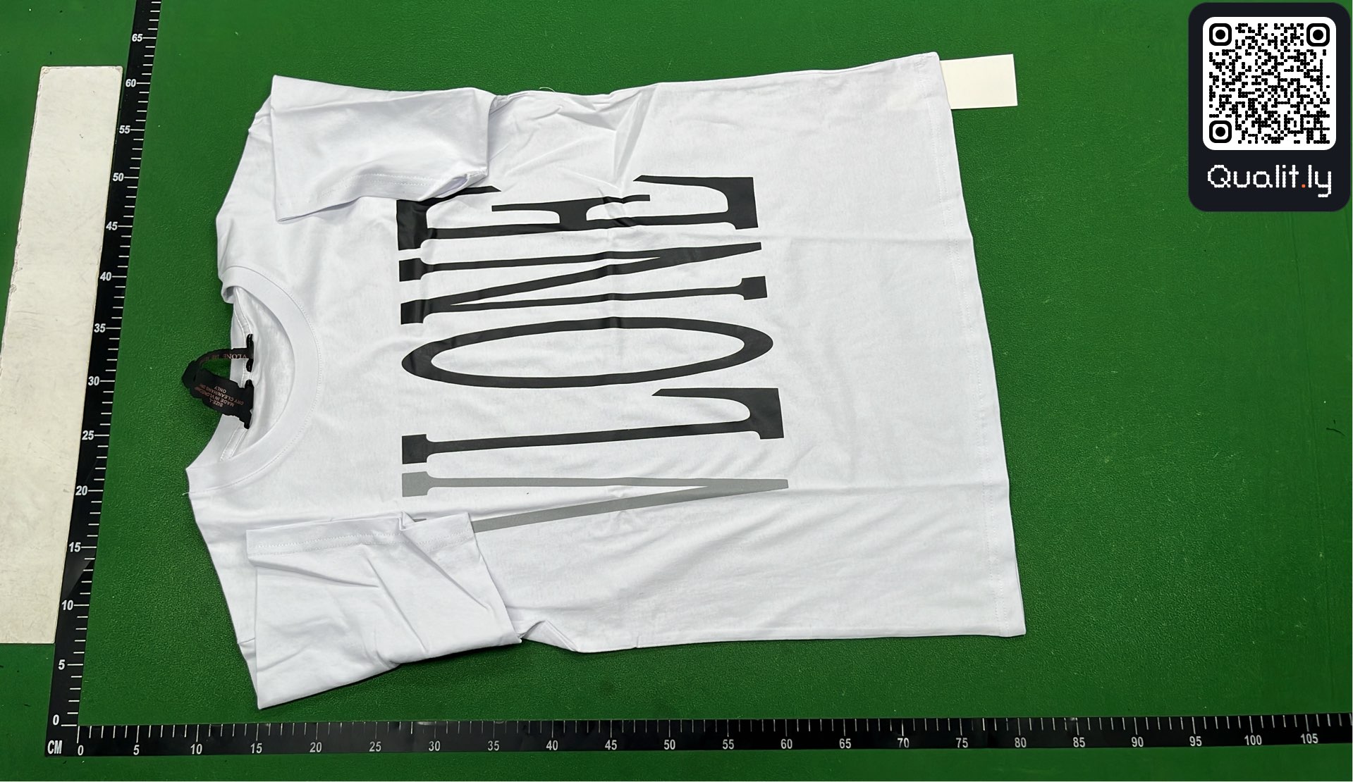 T-shirt — photo QC 2 sur 8