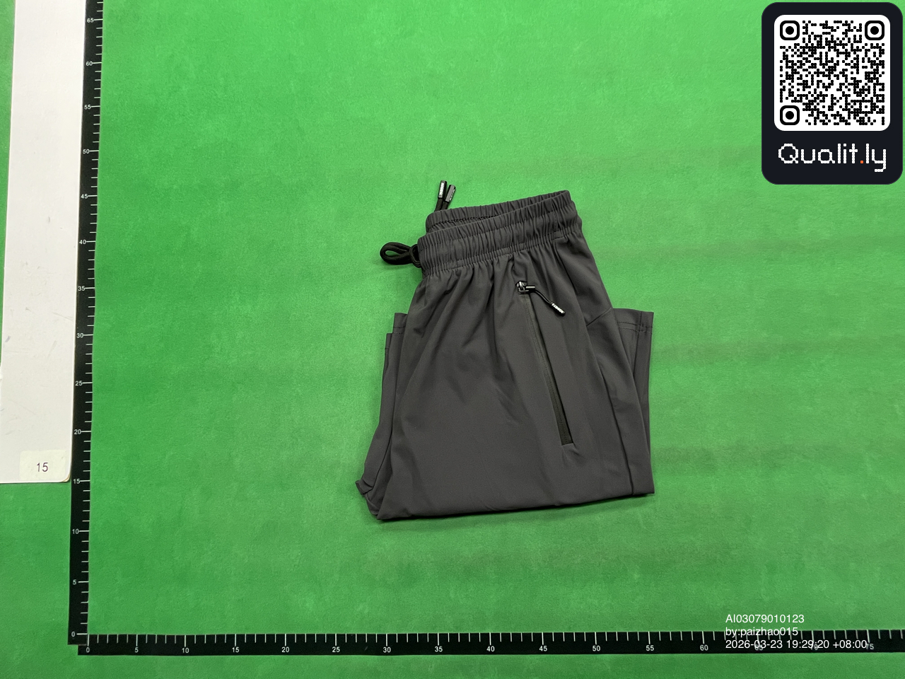 Shorts QC photo 1 of 24