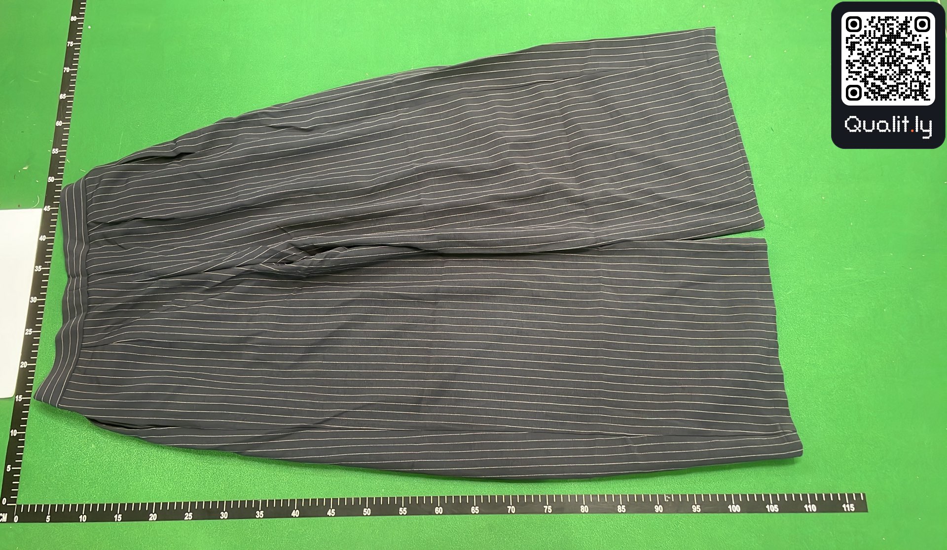 Pants QC photo 3 of 16