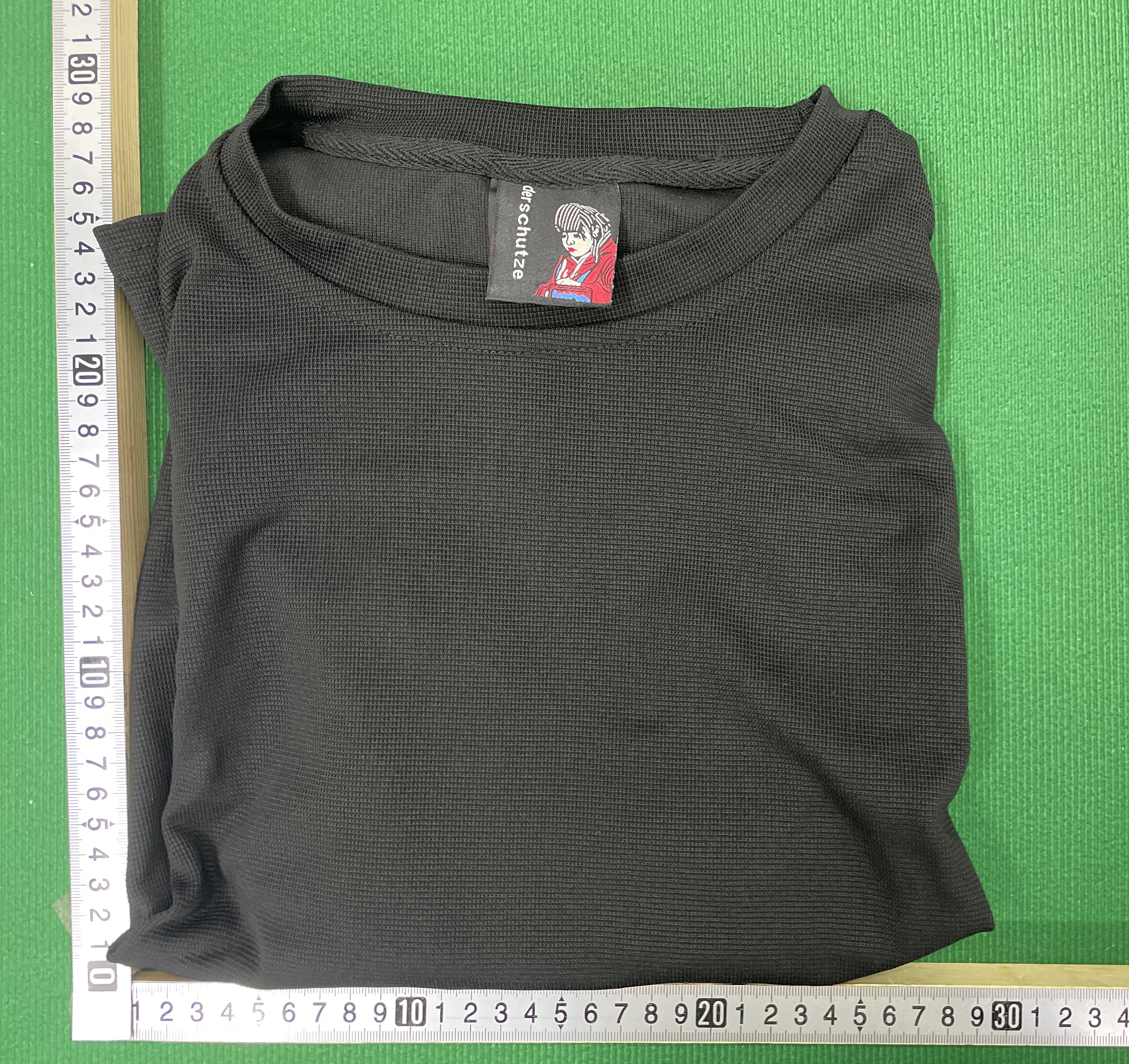 T-shirt QC photo 1 of 155