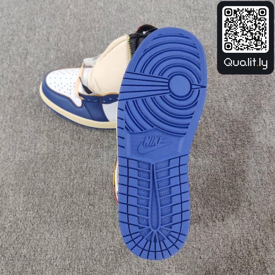 Sneakers QC photo 2 of 20