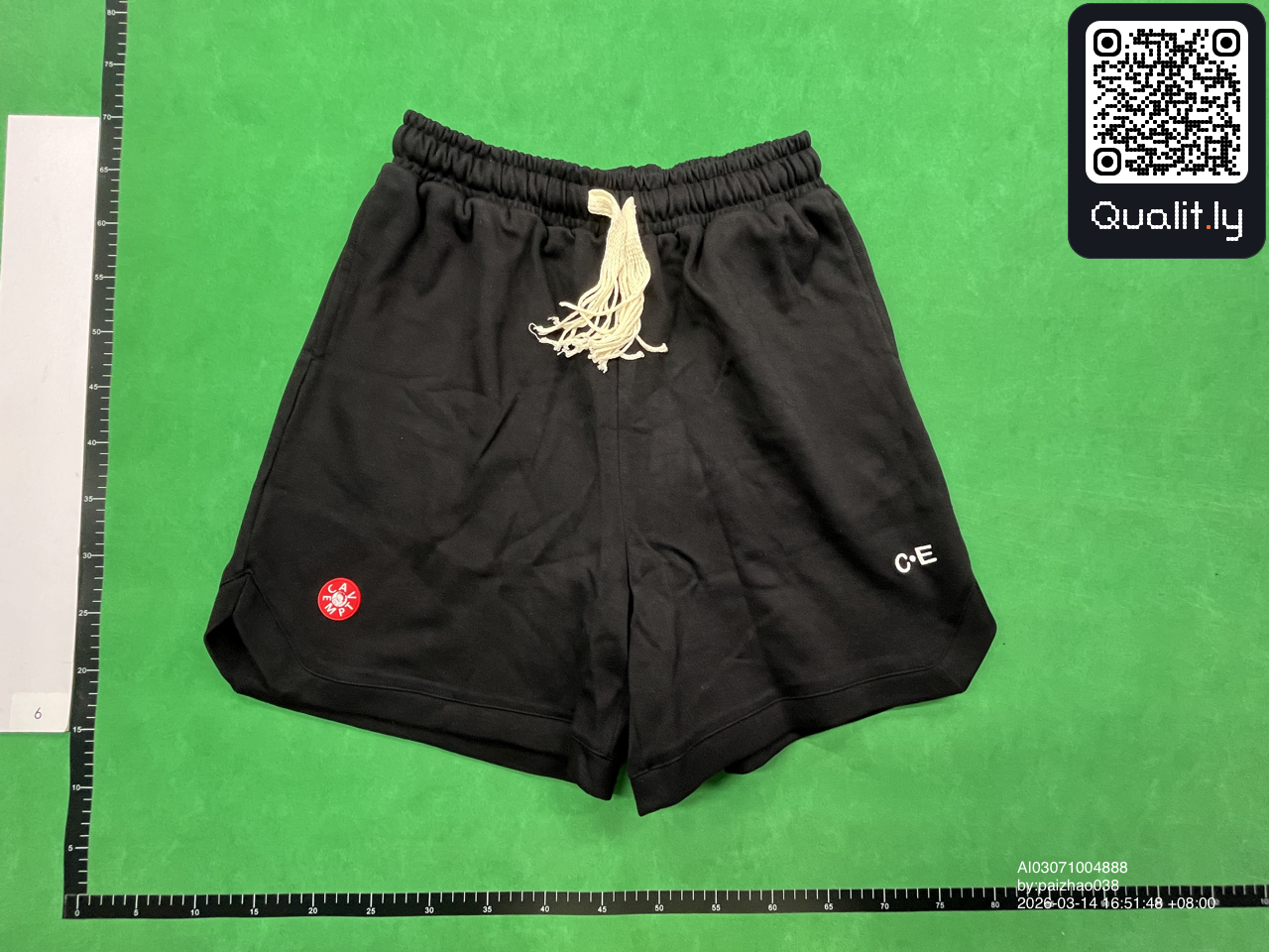 Shorts — QC-foto 3 av 8