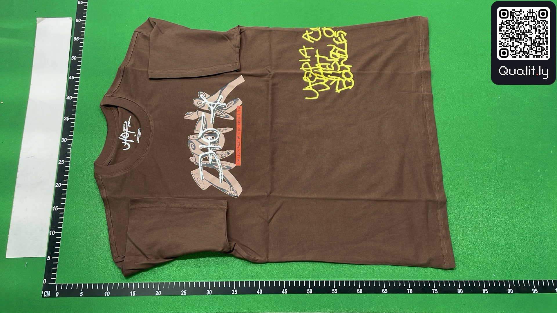 T-shirt — QC-foto 2 av 4