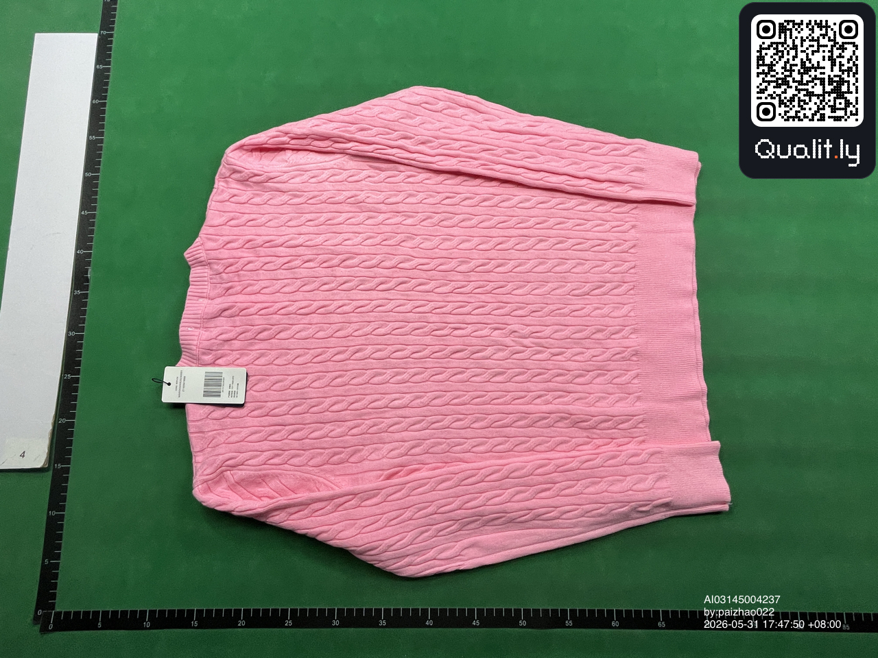 毛衣 QC 照片 2 / 106