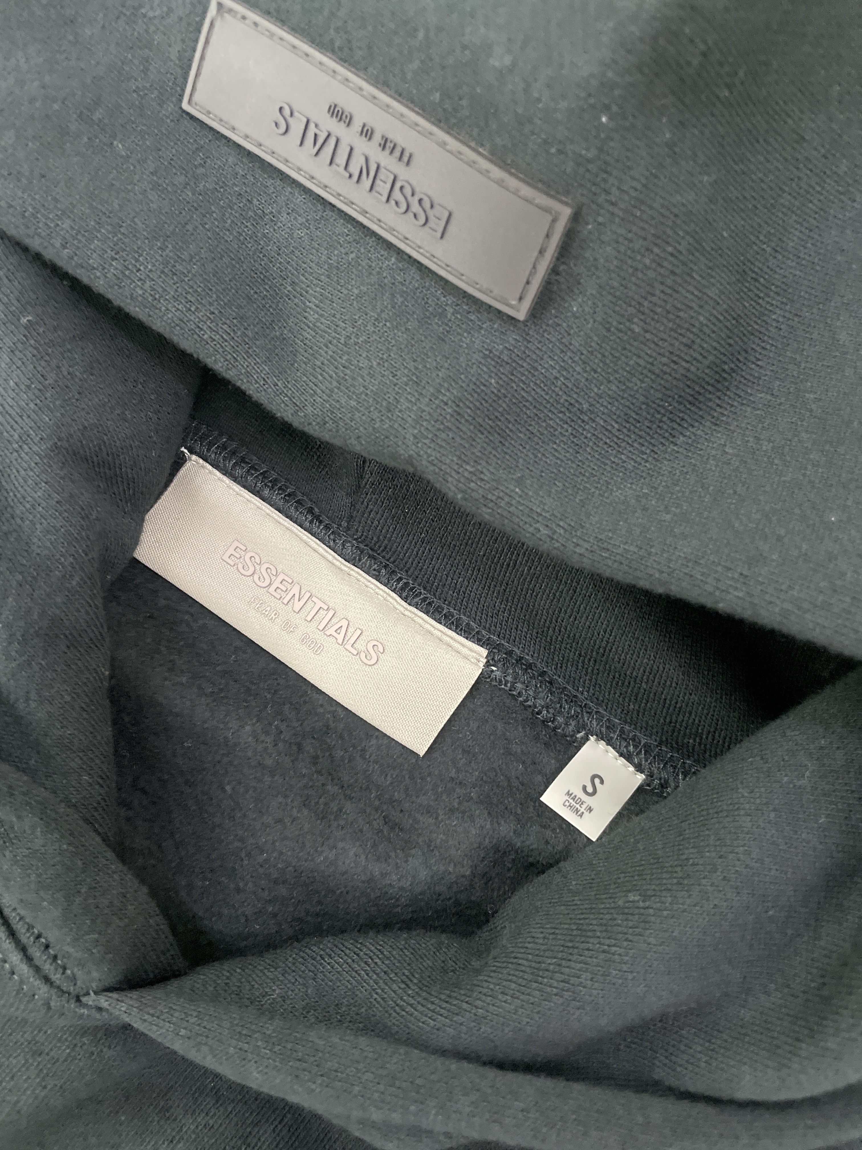 Hoodie — QC-Foto 2 von 27