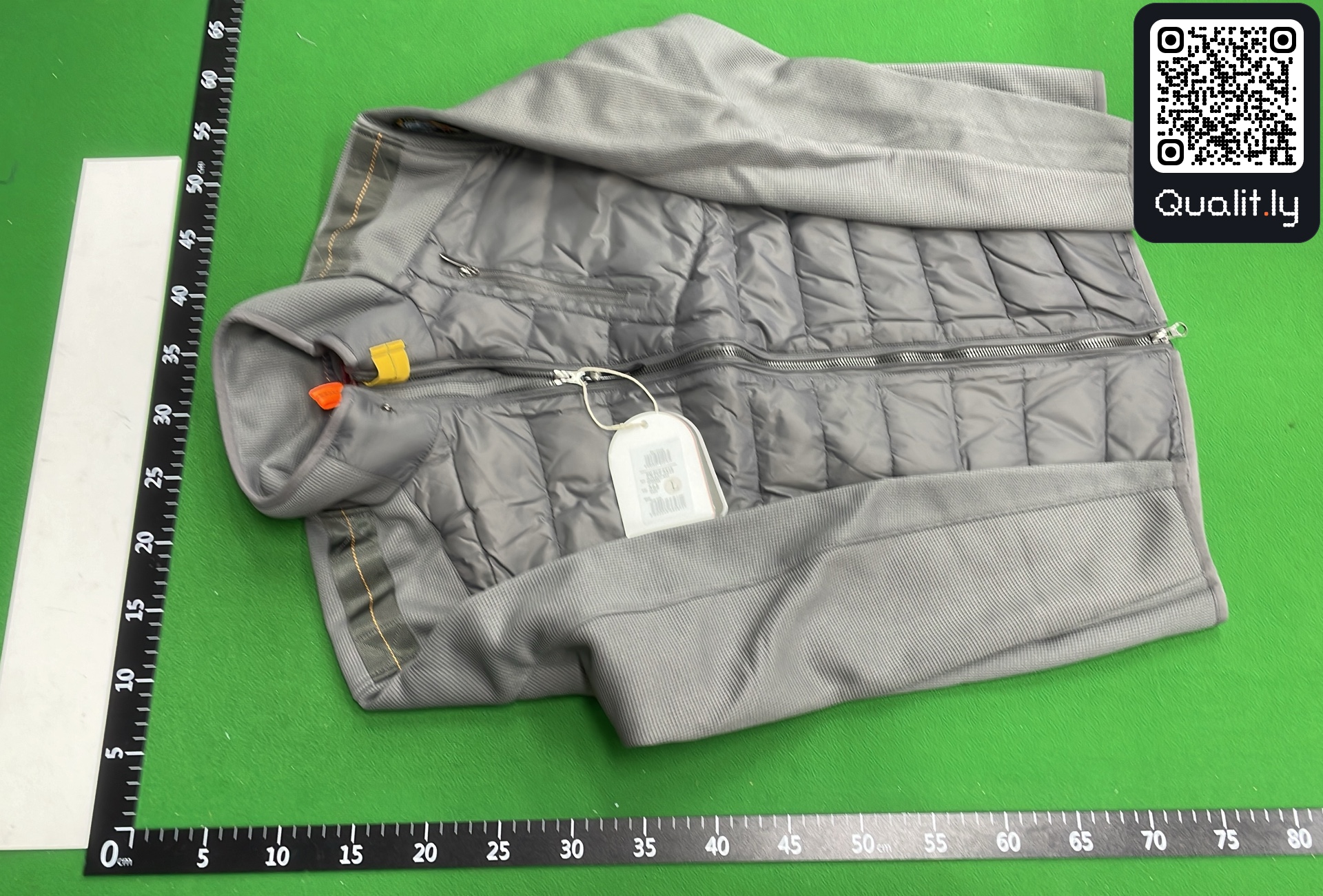 Jacket QC photo 2 of 12