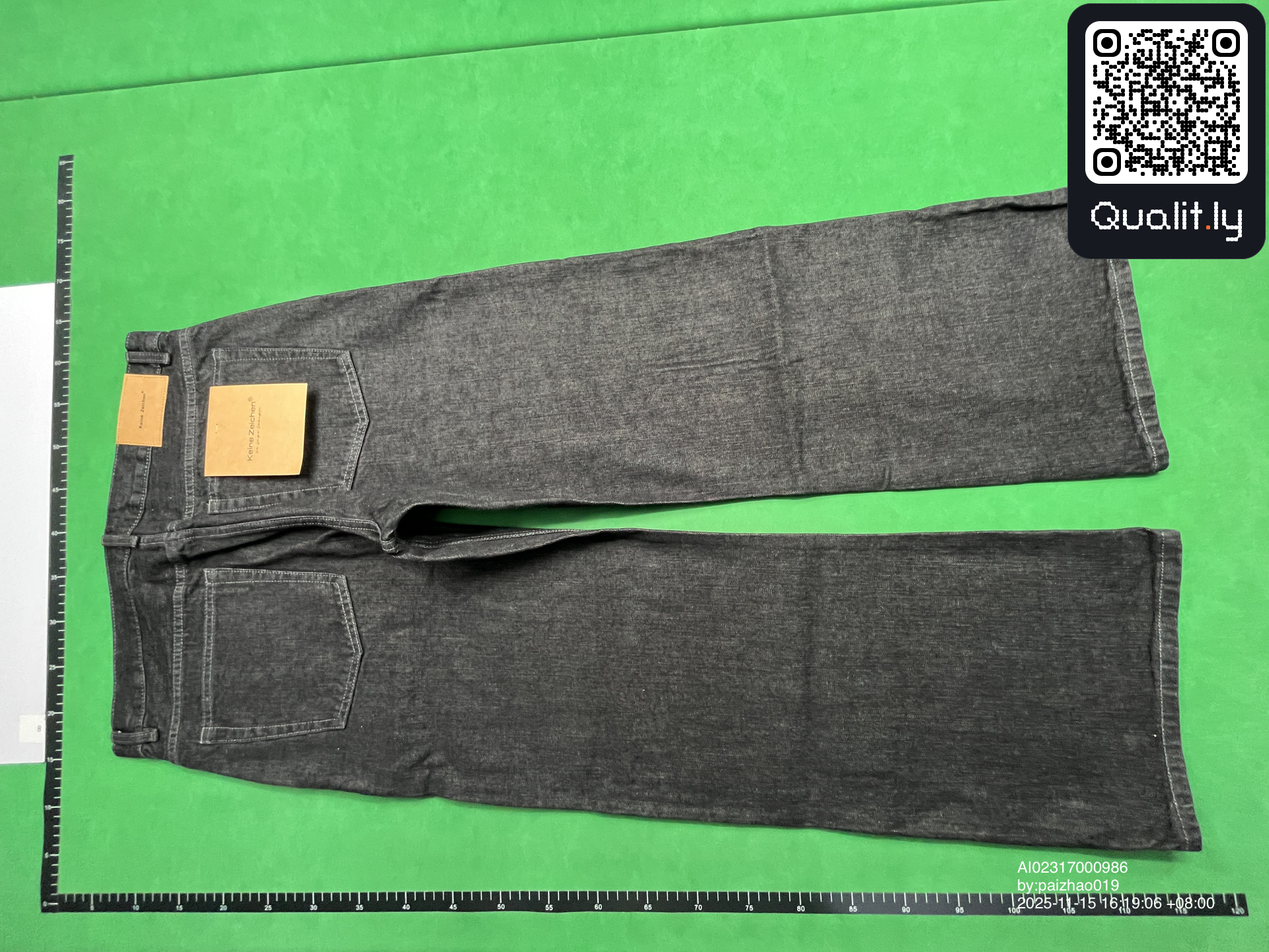 Jeans QC photo 2 of 4