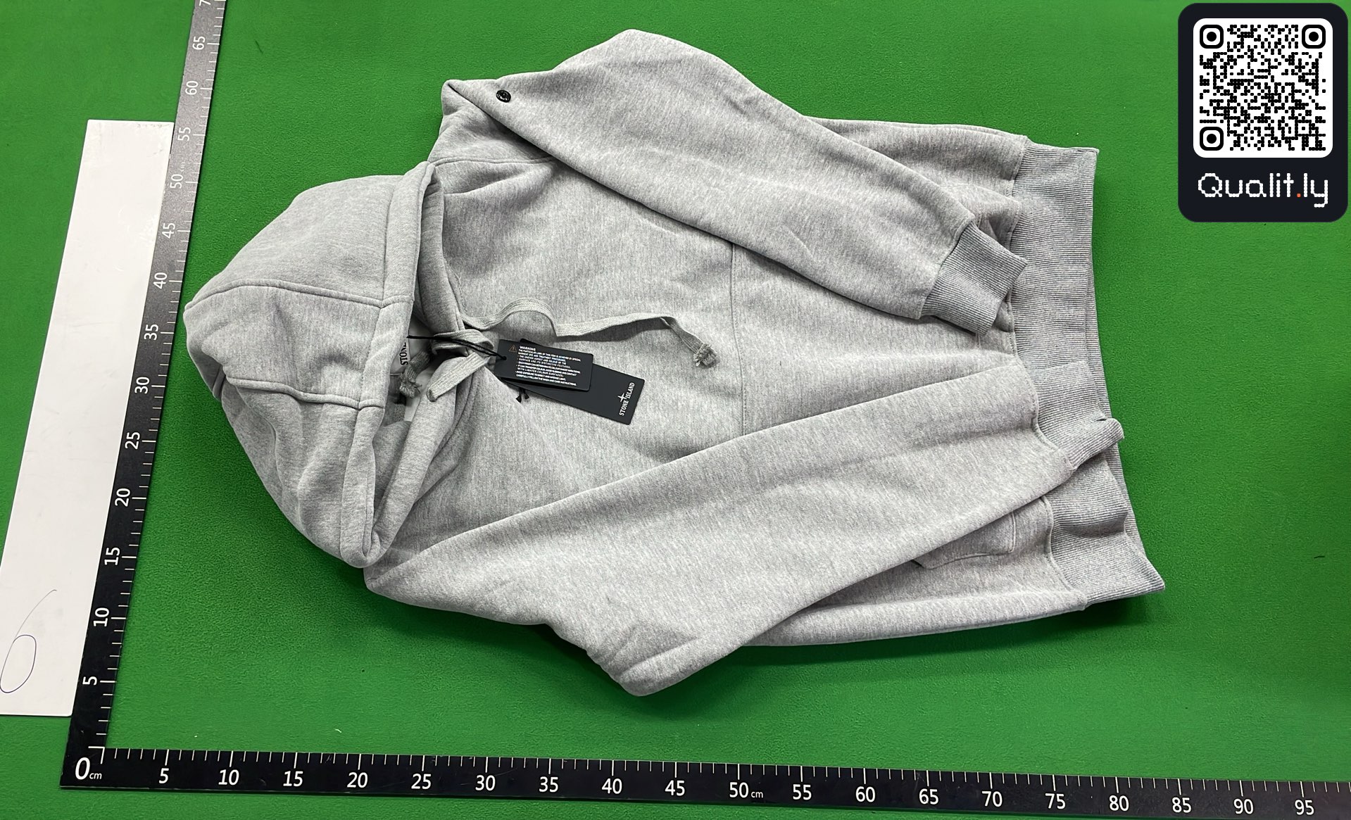 Hoodie — QC-Foto 2 von 4