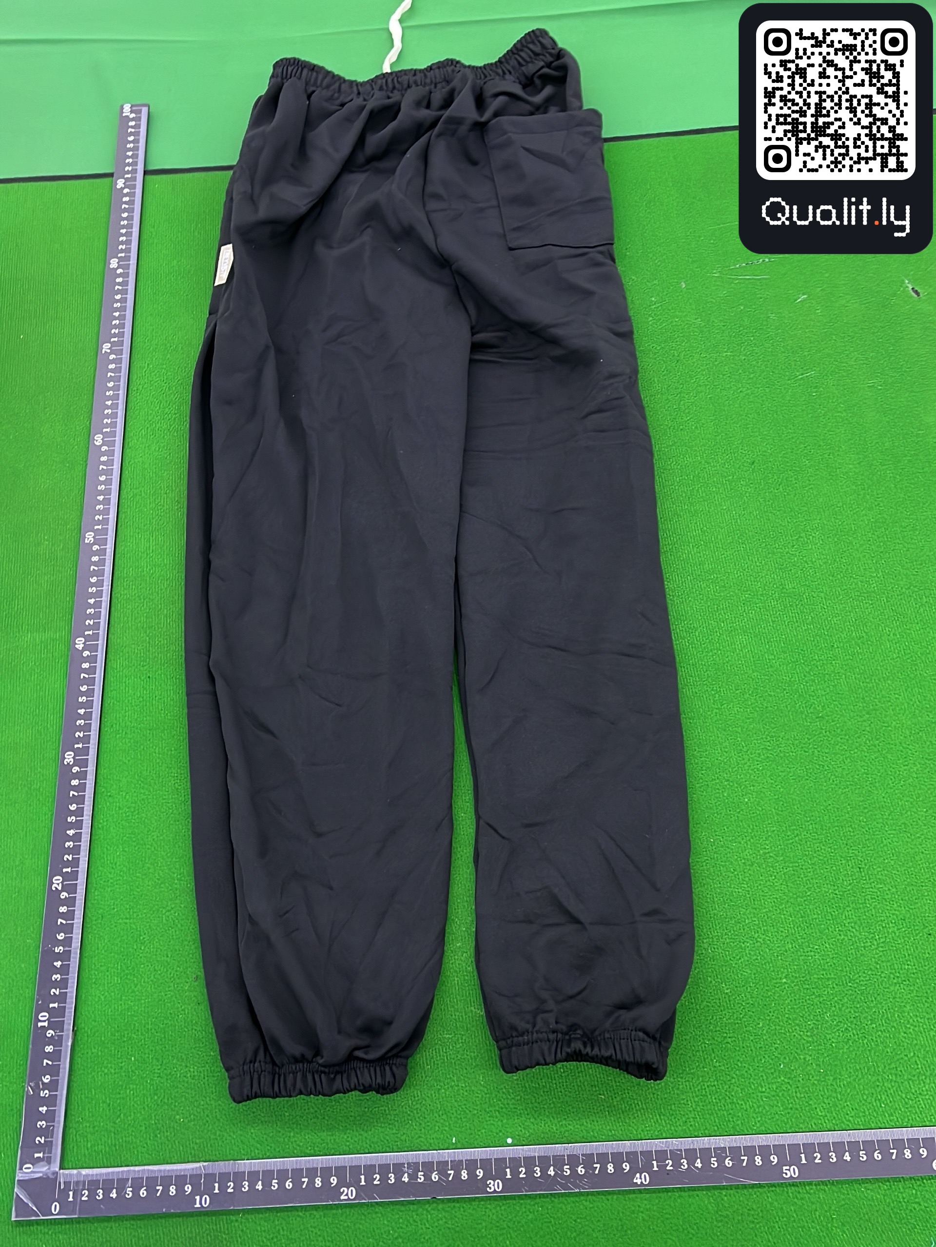 Pants QC photo 3 of 8