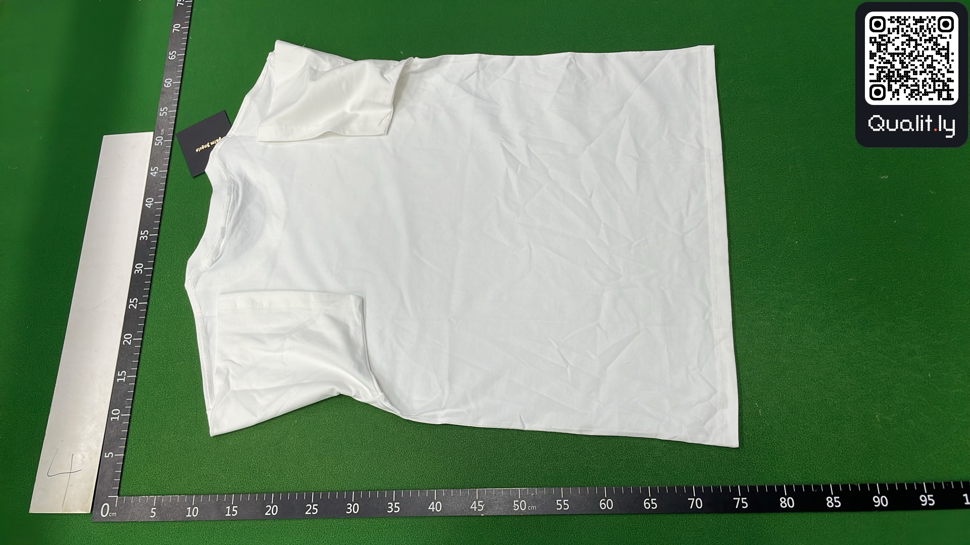 T-shirt — foto QC 3 di 145