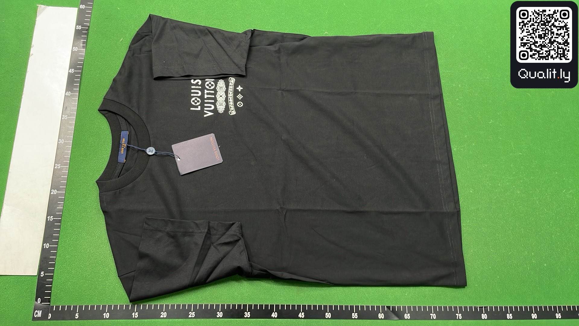 Tricou — fotografie QC 2 din 4
