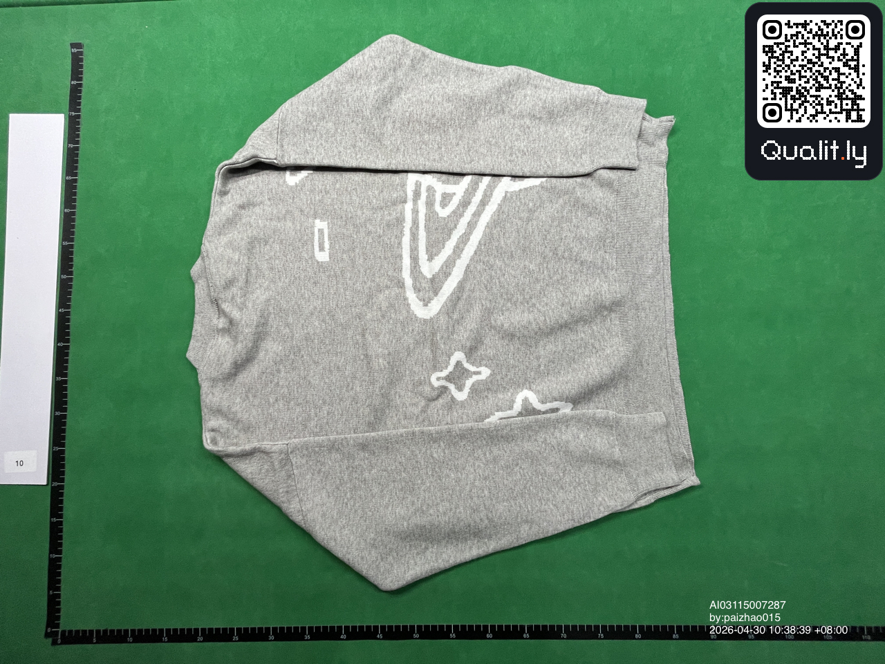 Sweater QC photo 2 of 4