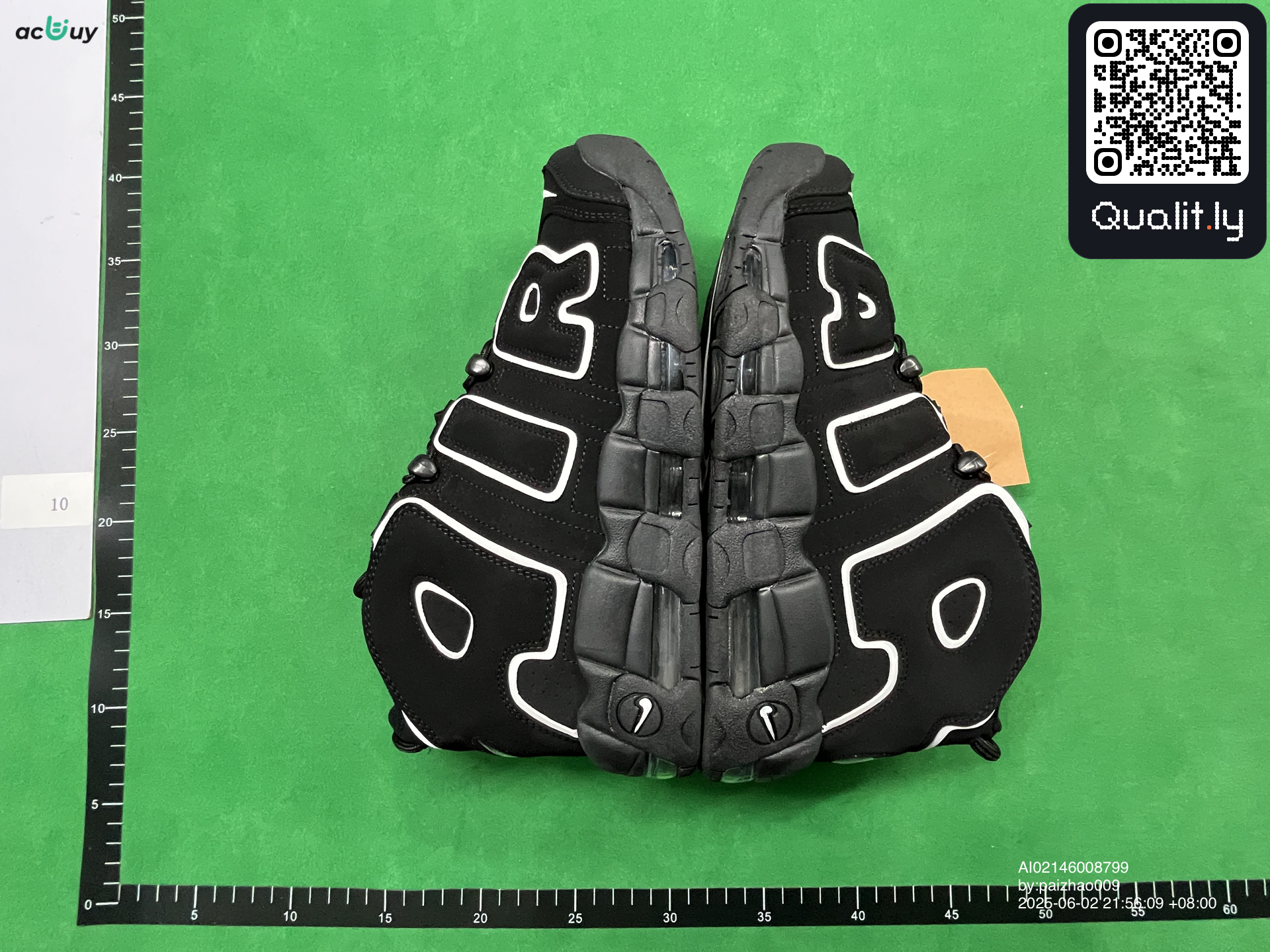 Sneaker — QC-Foto 2 von 6