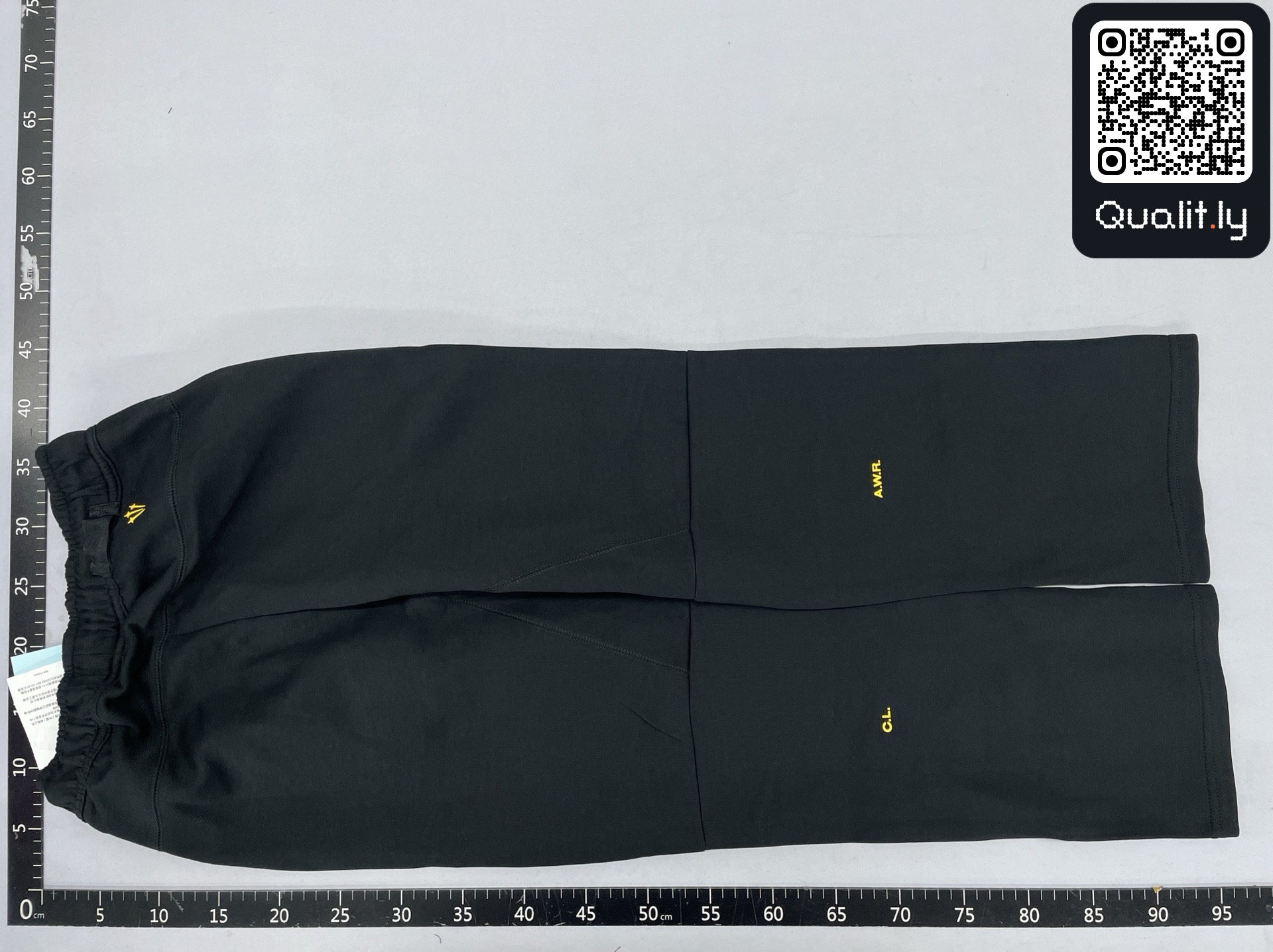 Foto QC 2 di 85