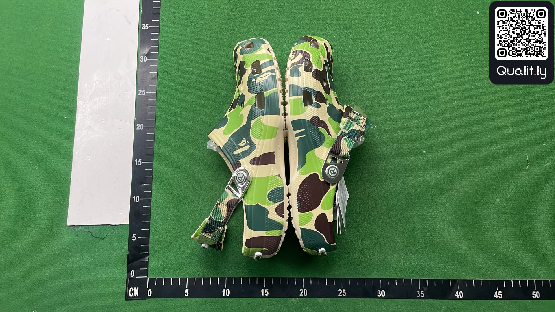 Slippers — QC-foto 2 van 8