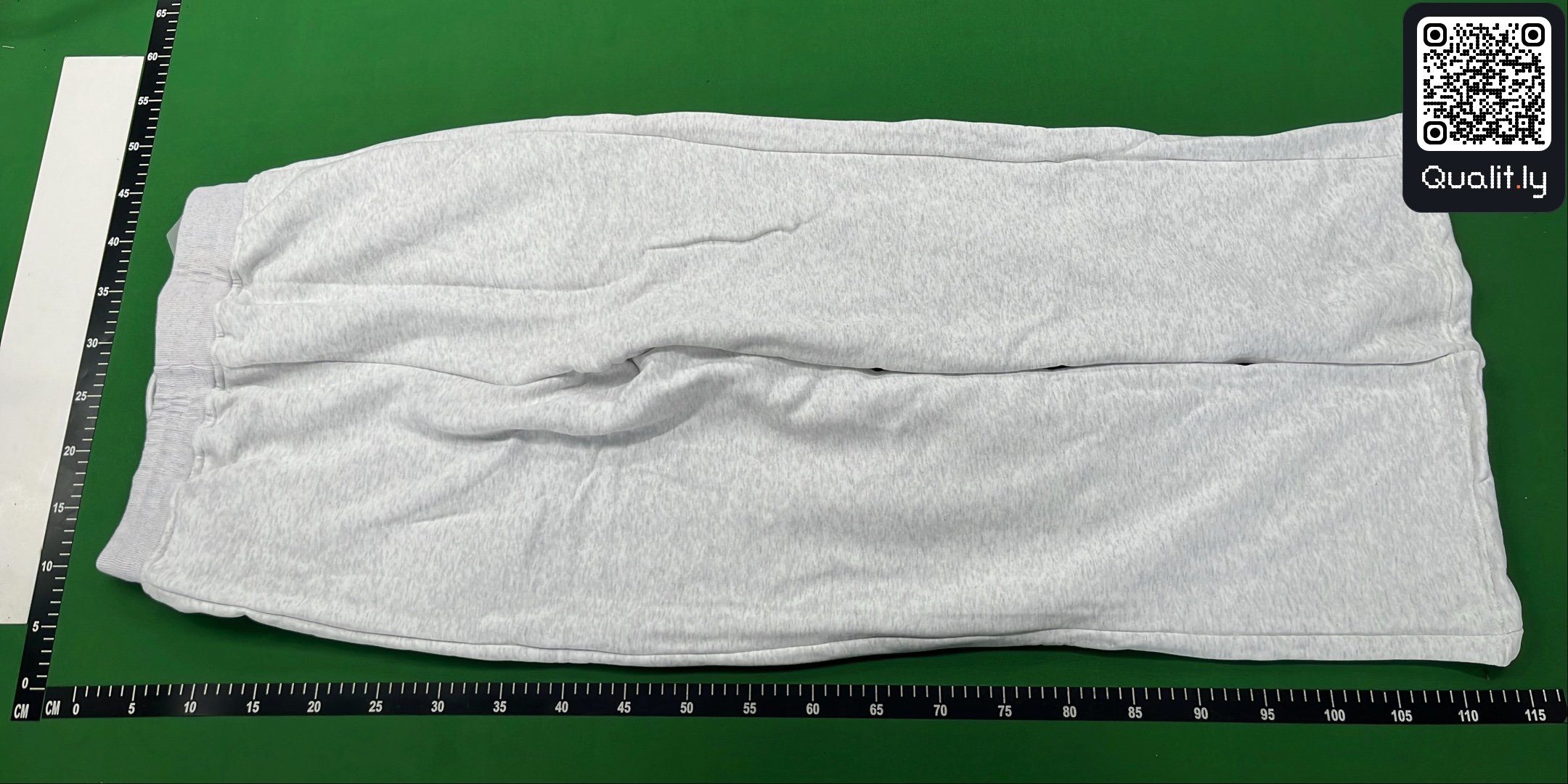 Hoodie QC photo 3 of 4