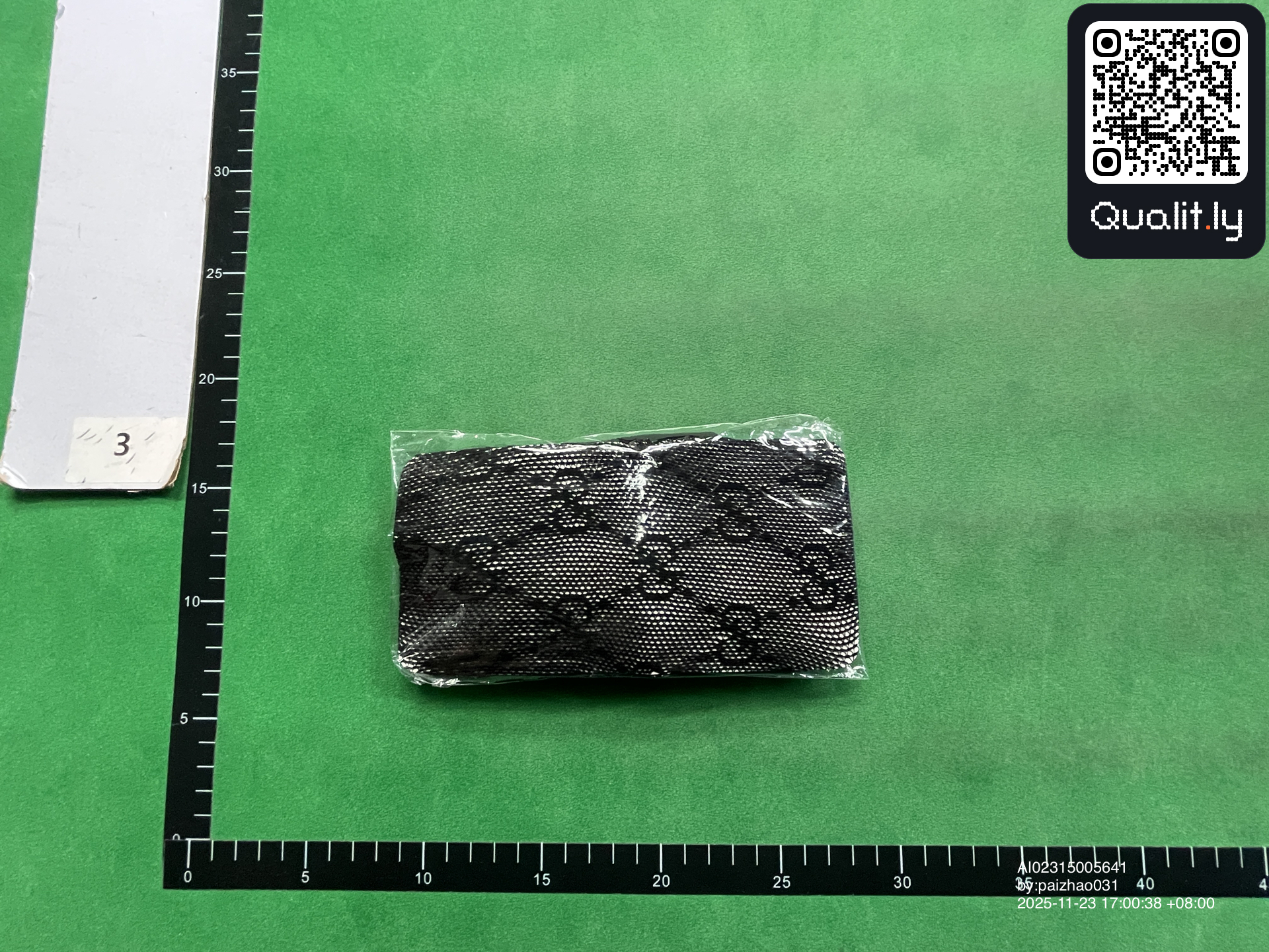 Socks QC photo 2 of 3