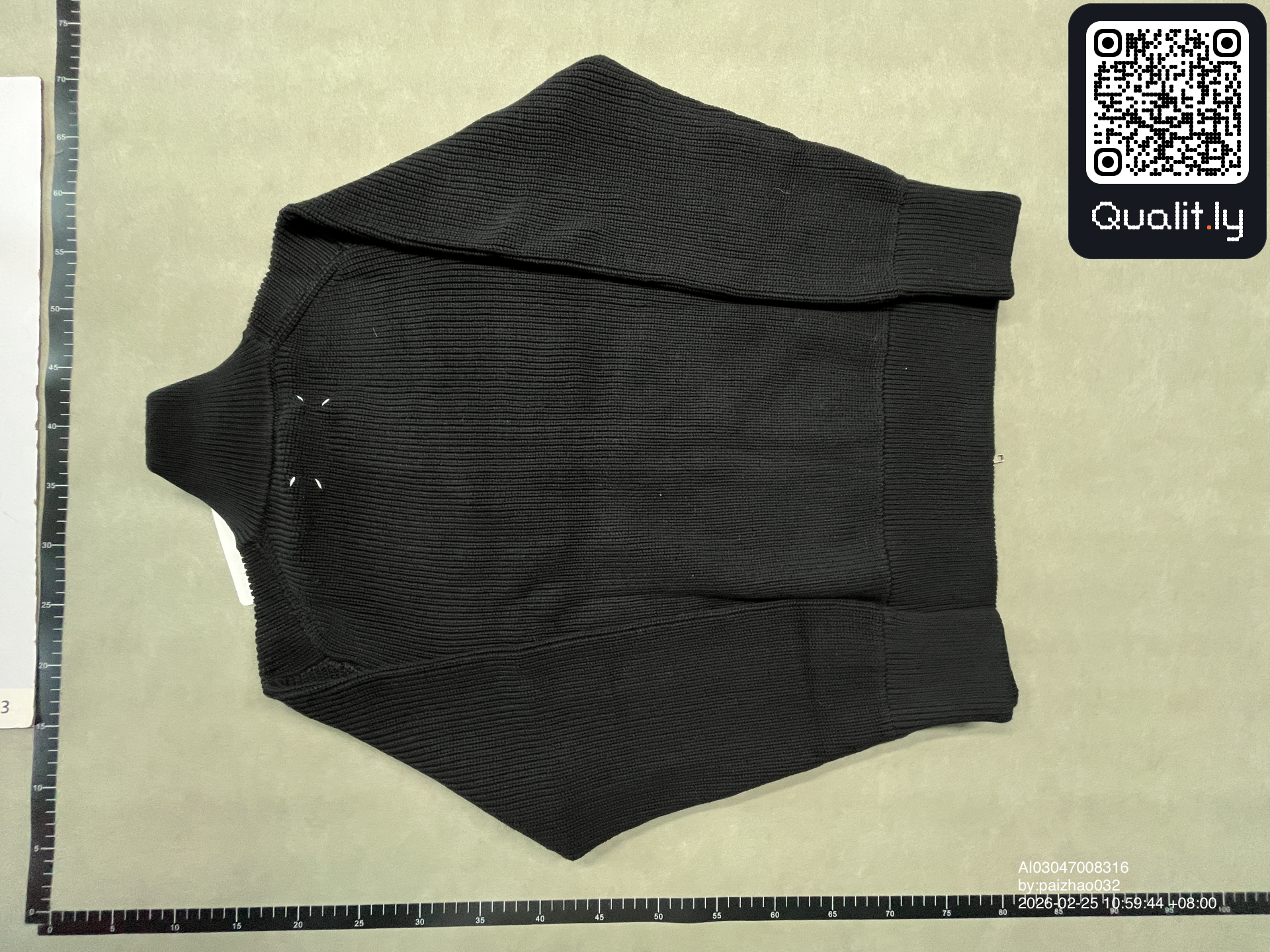 Pullover — QC-Foto 2 von 12